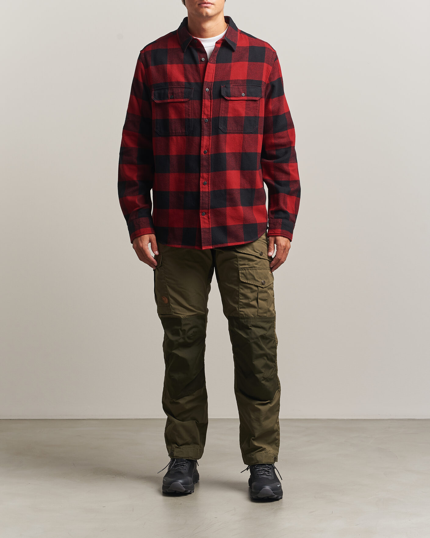 Herr | Skjortor | Fjällräven | Övik Heavy Flannel Shirt Red/Black