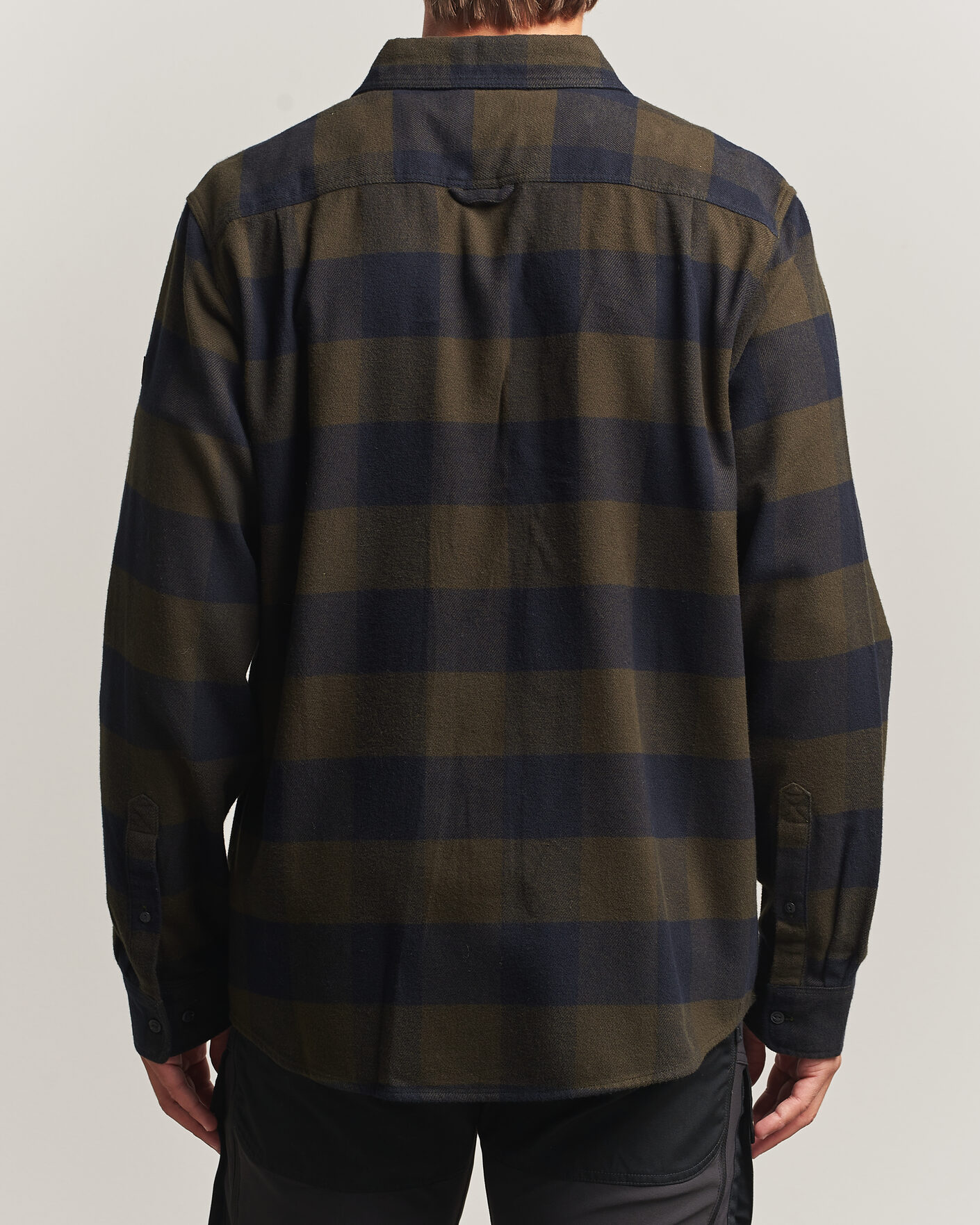 Herr | Skjortor | Fjällräven | Övik Heavy Flannel Shirt Deep Forest