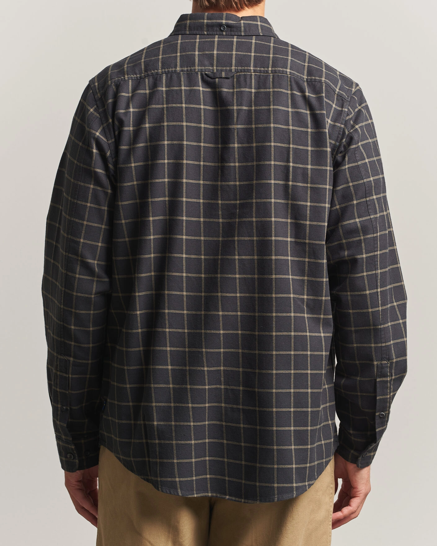 Herr | Skjortor | Fjällräven | Övik Flannel Shirt Dark Grey