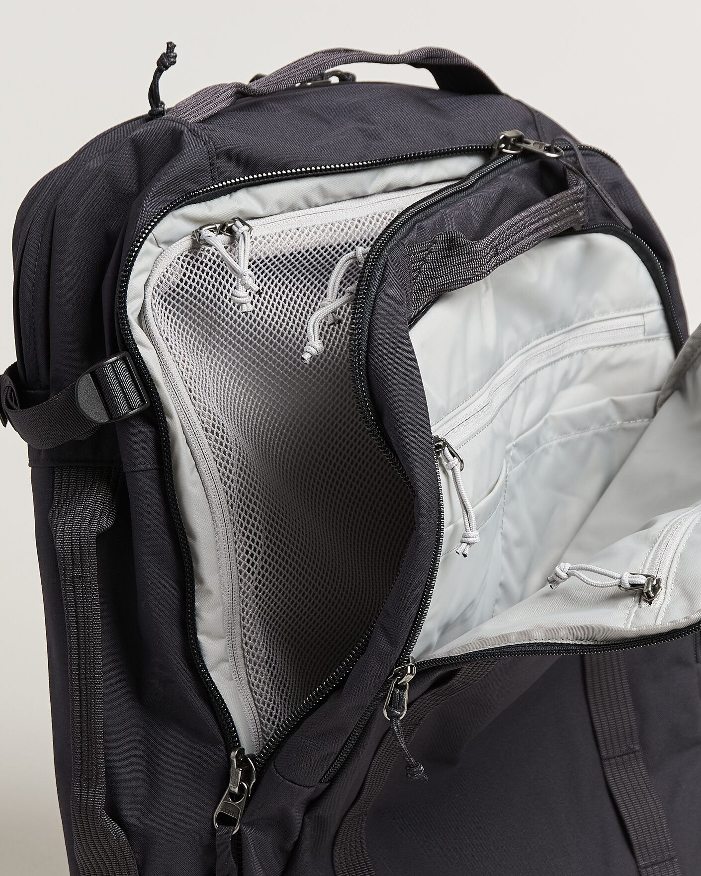 Herr | Väskor | Fjällräven | Färden Carry-On Pack Coal Black