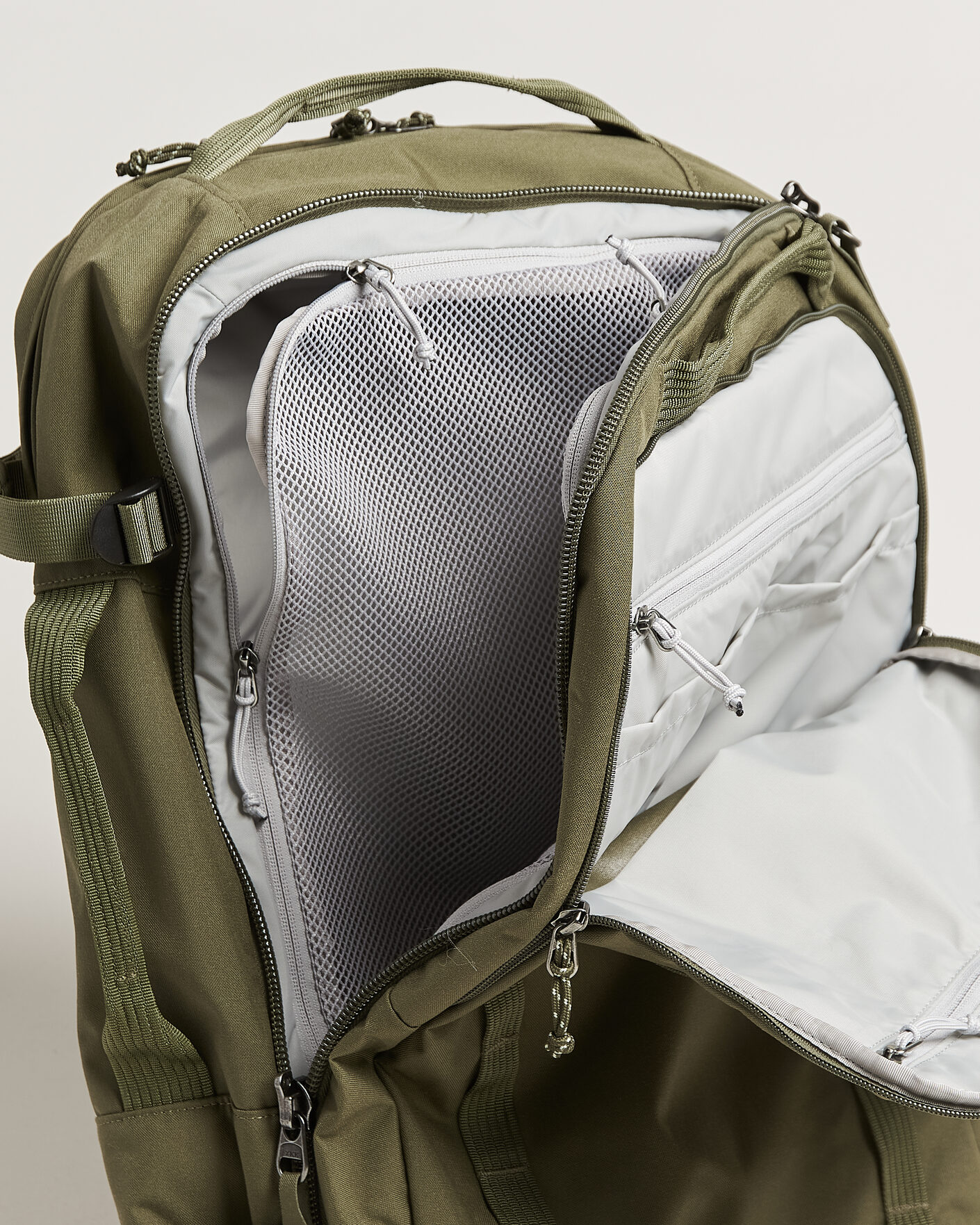 Herr | Väskor | Fjällräven | Färden Carry-On Pack Green