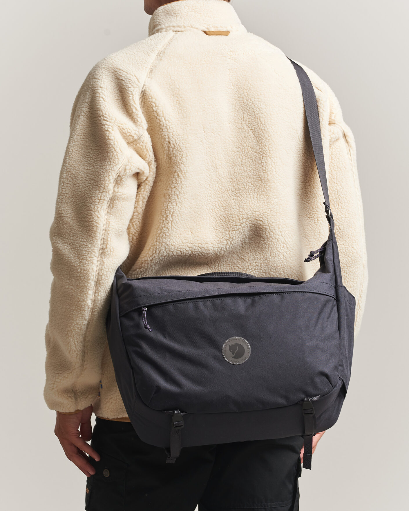 Herr | Väskor | Fjällräven | Färden Crossbody Coal Black
