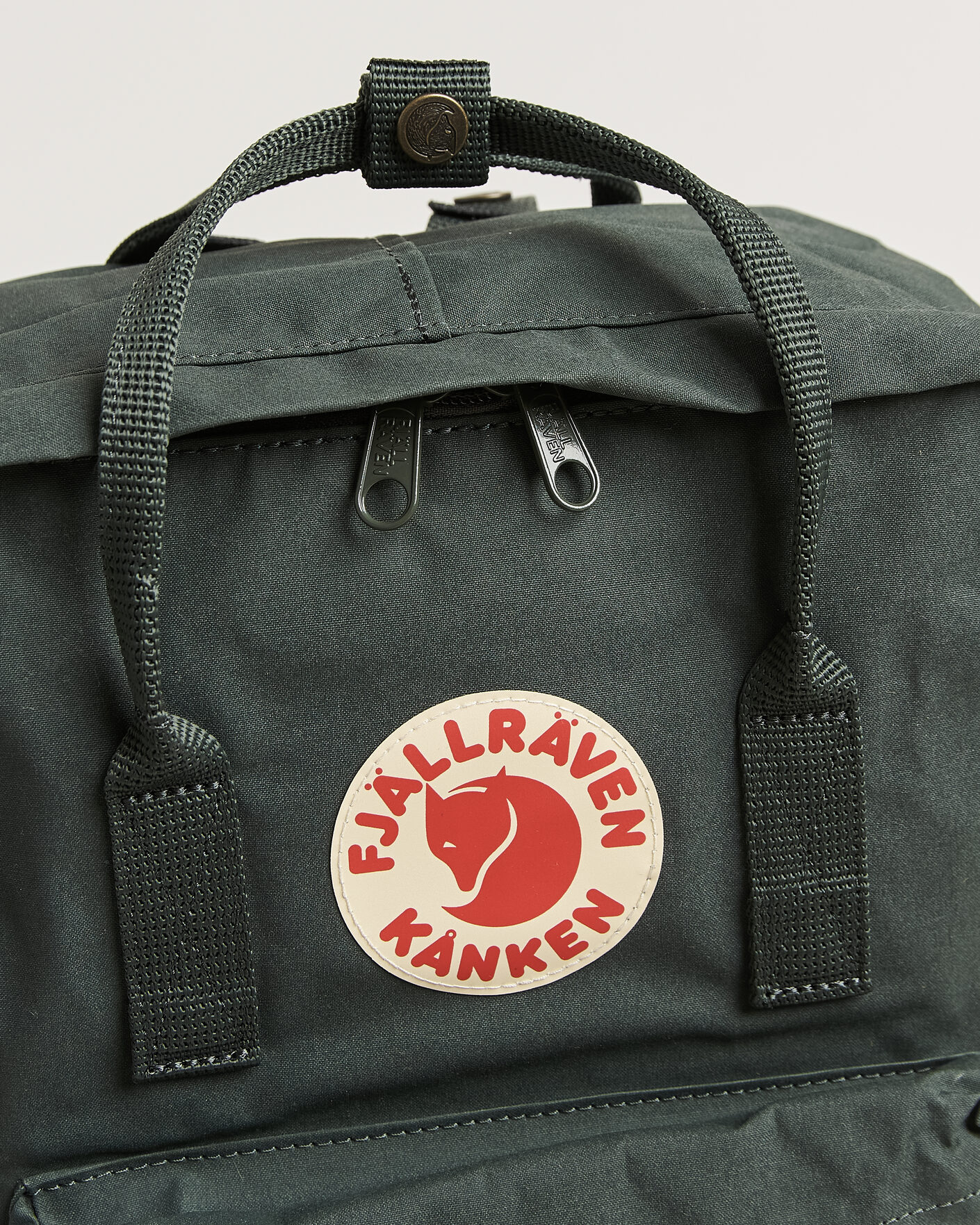 Herr | Väskor | Fjällräven | Kånken Forest Green