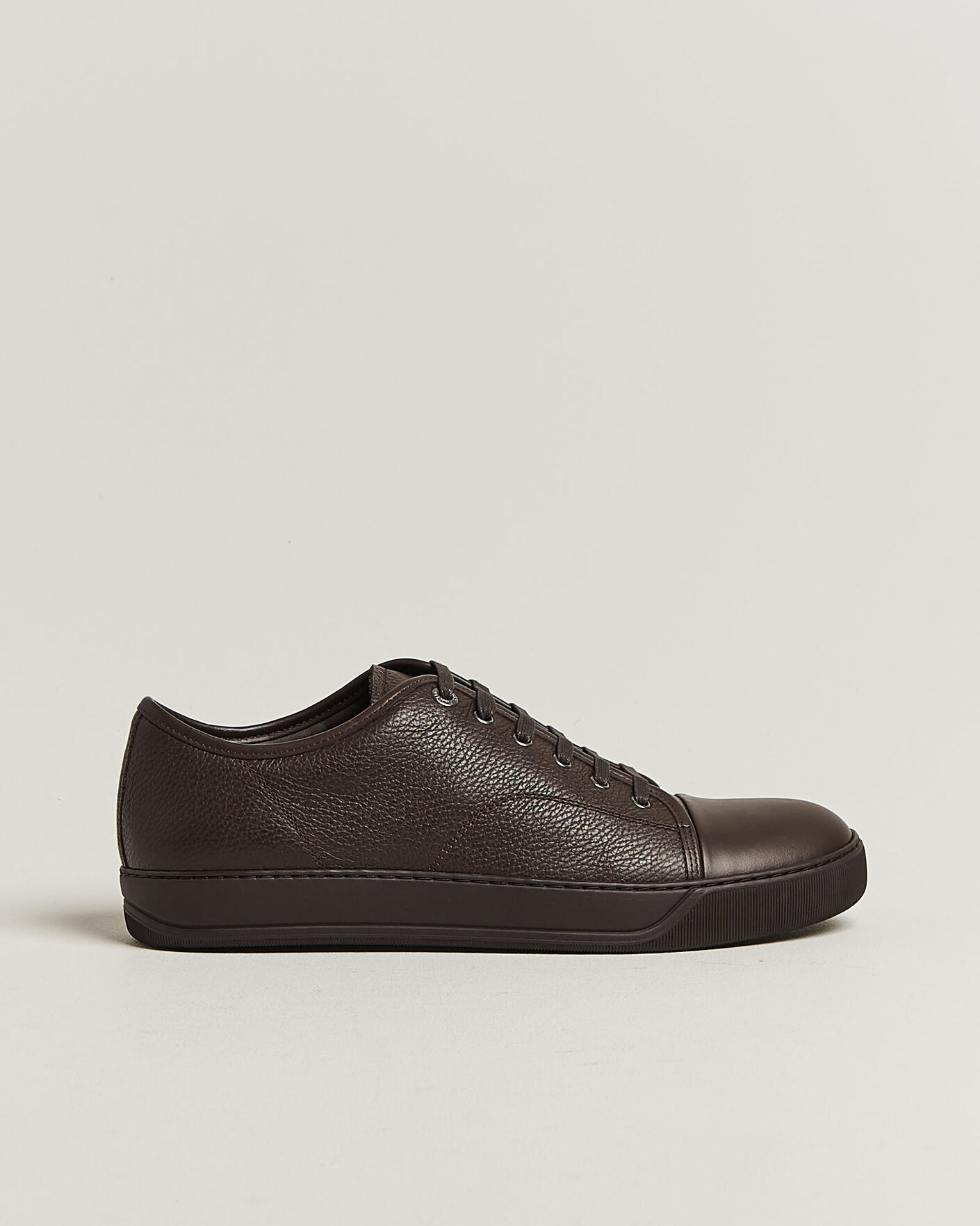 Herr | Sneakers | Lanvin | DBB1 Grain Leather Cap Toe Sneaker Brown