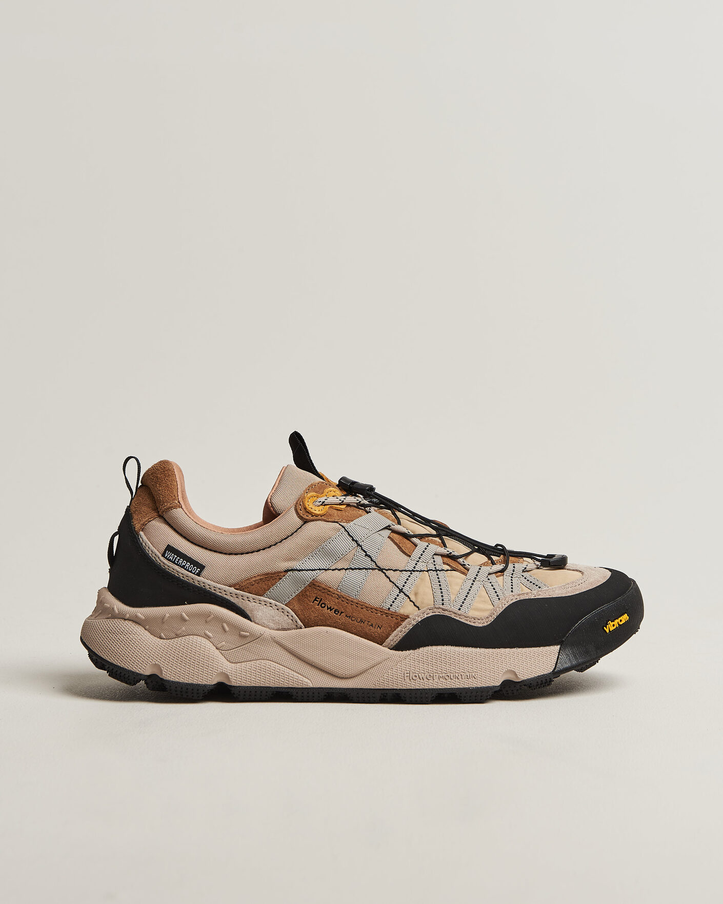 Herr | Sneakers | Flower Mountain | Iwano 2 Suede/Nylon Trail Sneaker Beige