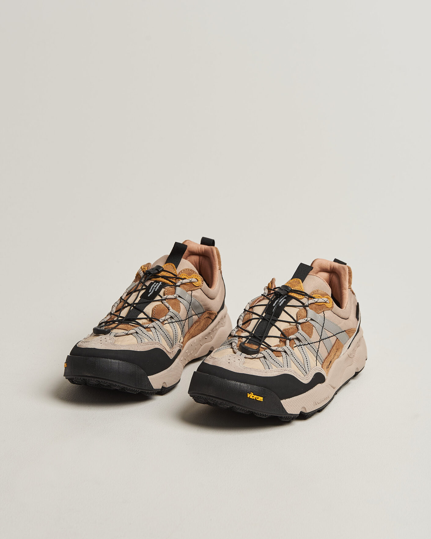 Herr | Sneakers | Flower Mountain | Iwano 2 Suede/Nylon Trail Sneaker Beige