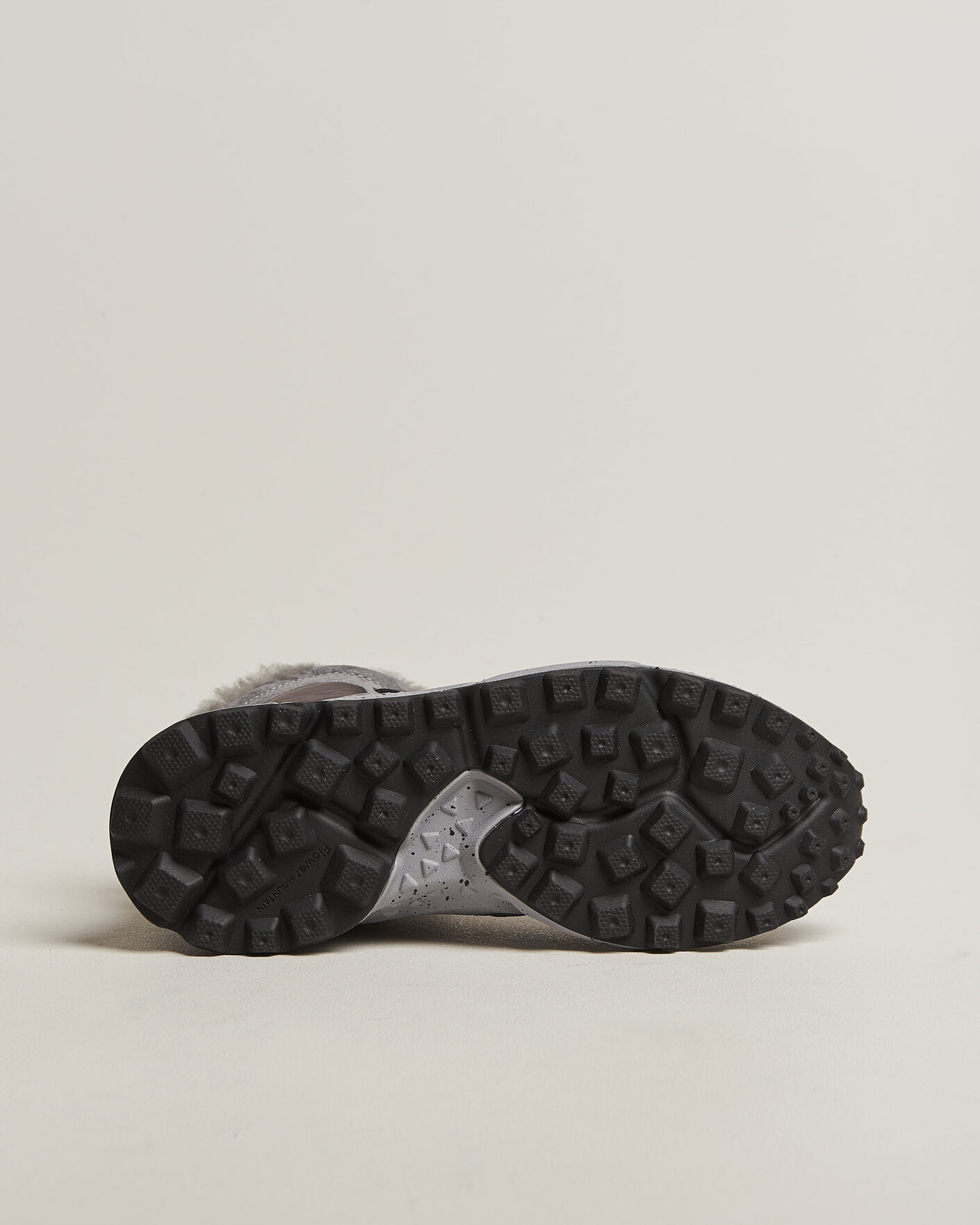 Herr | Sneakers | Flower Mountain | Yamano 3 Mid Suede/Sherling Sneaker Grey