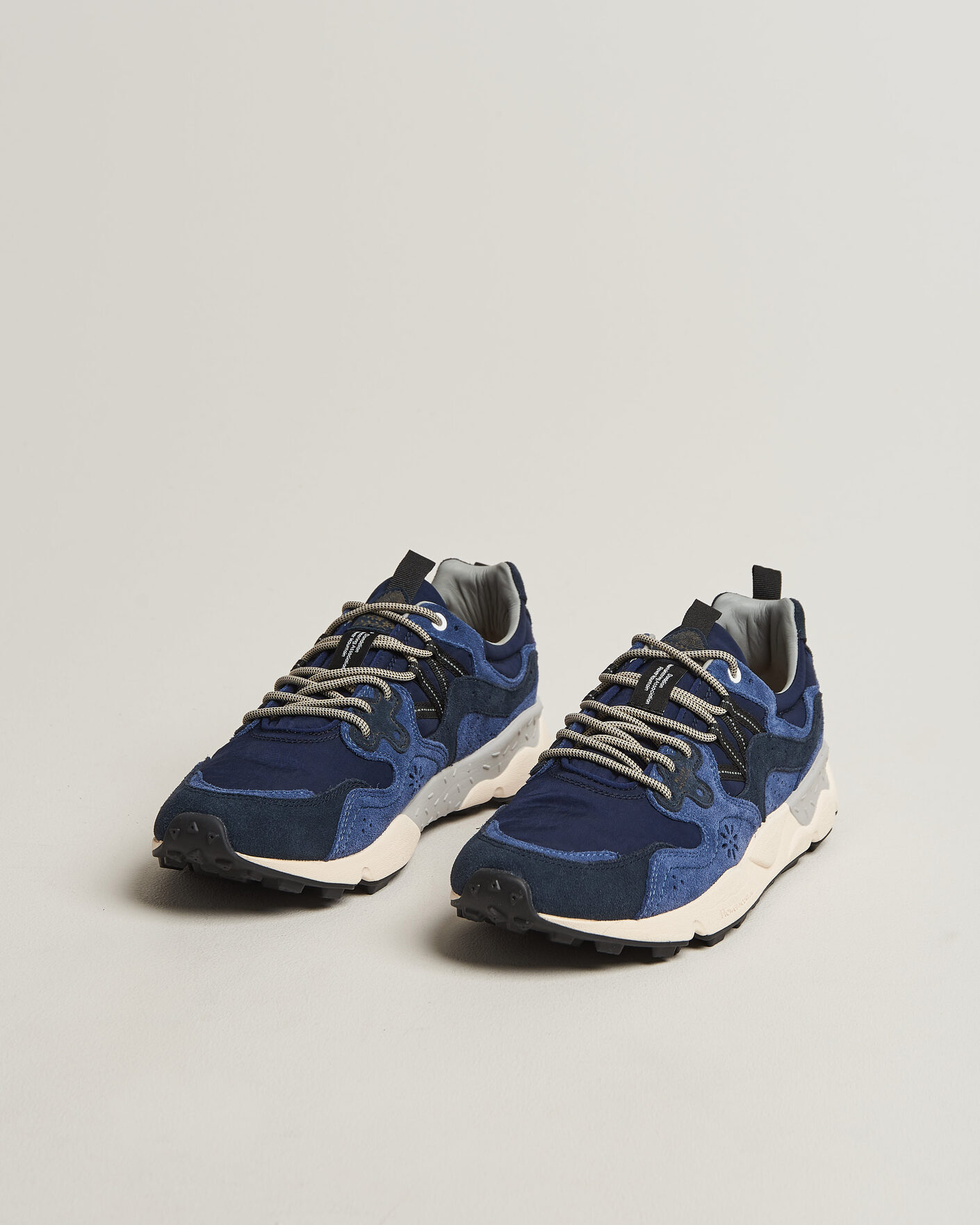 Herr | Sneakers | Flower Mountain | Yamano 3 Cow Velour Sneaker Blue
