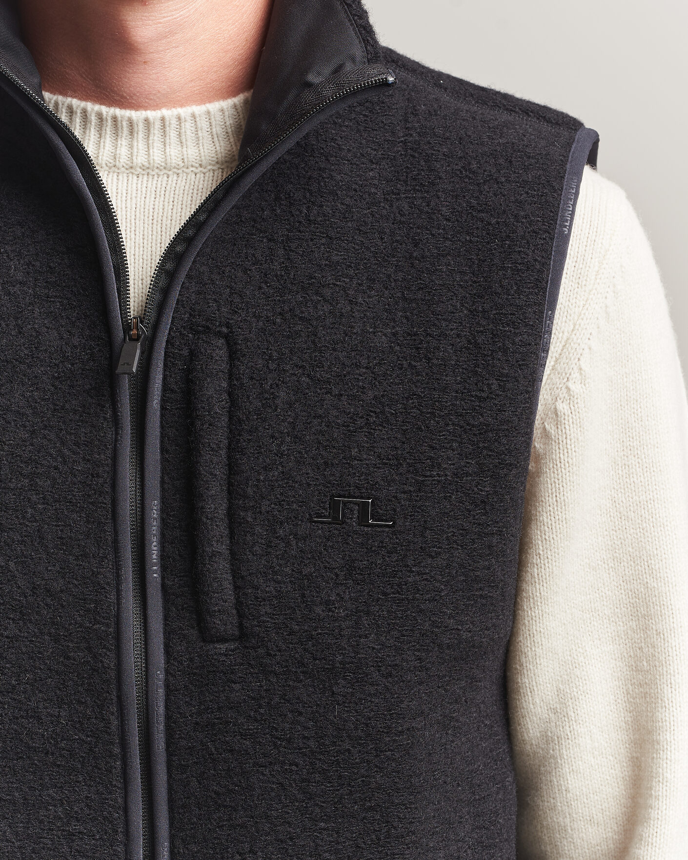 Herr | Västar | J.Lindeberg | Duncan Wool Fleece Vest Black