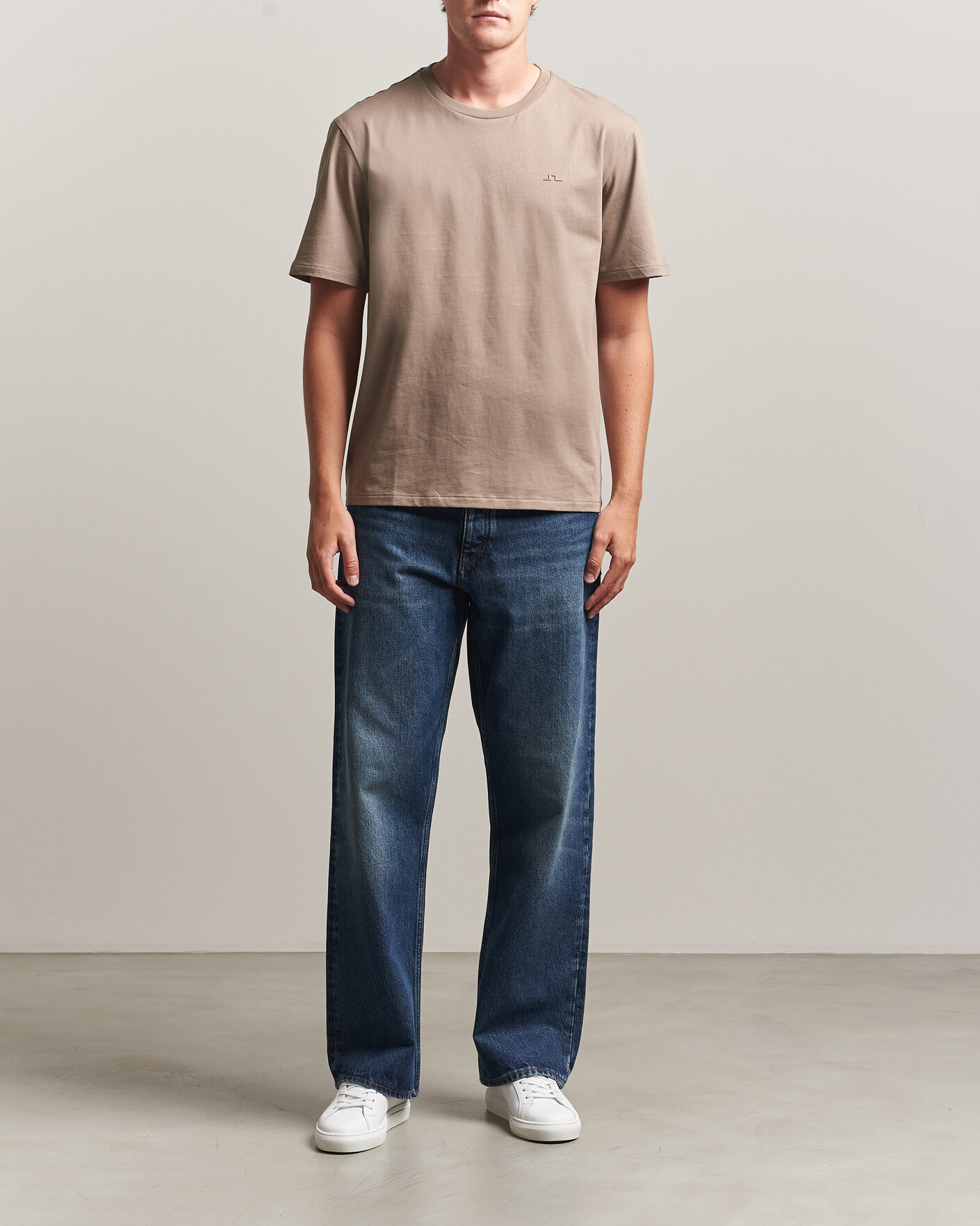 Herr | T-Shirts | J.Lindeberg | Alpha Crew Neck T-Shirt Brindle