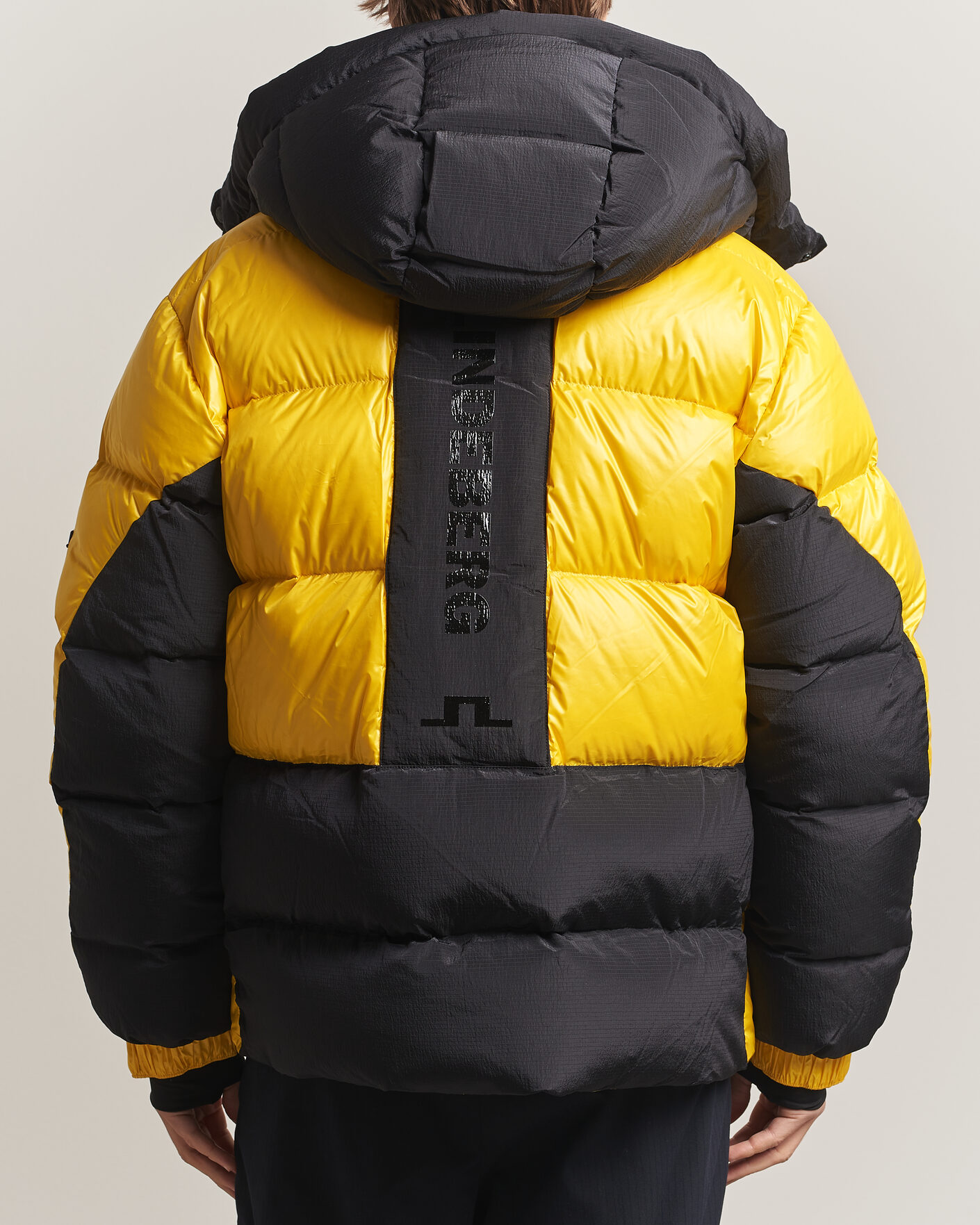 Herr | Jackor | J.Lindeberg | Creek Block Hooded Down Jacket Bumblebee