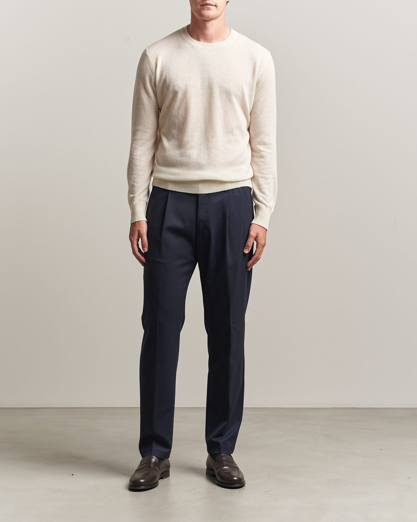 Herr | Byxor | Herno | Pleated Wool Trousers Navy