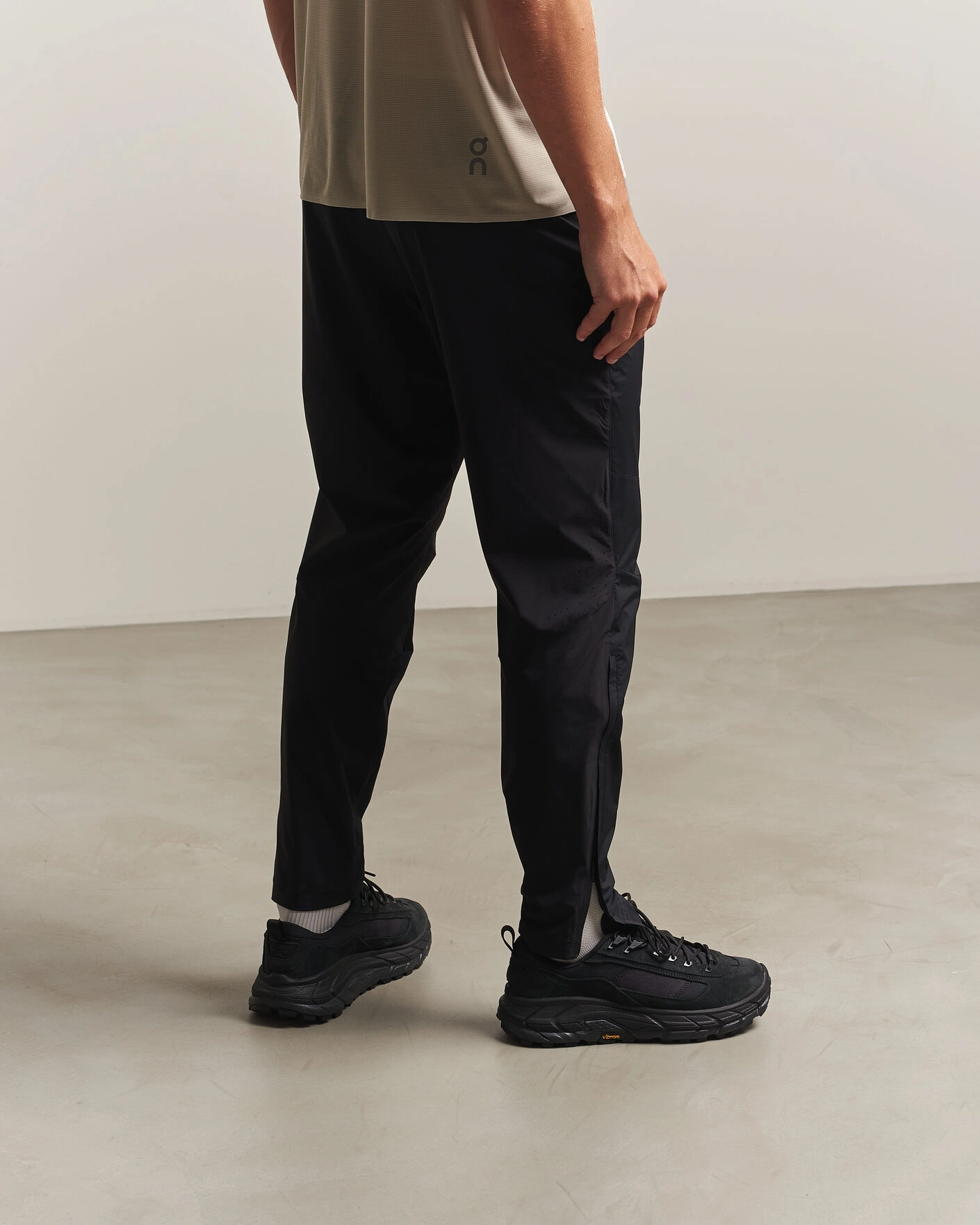 Herr |  | Hoka | Tor Summit Black