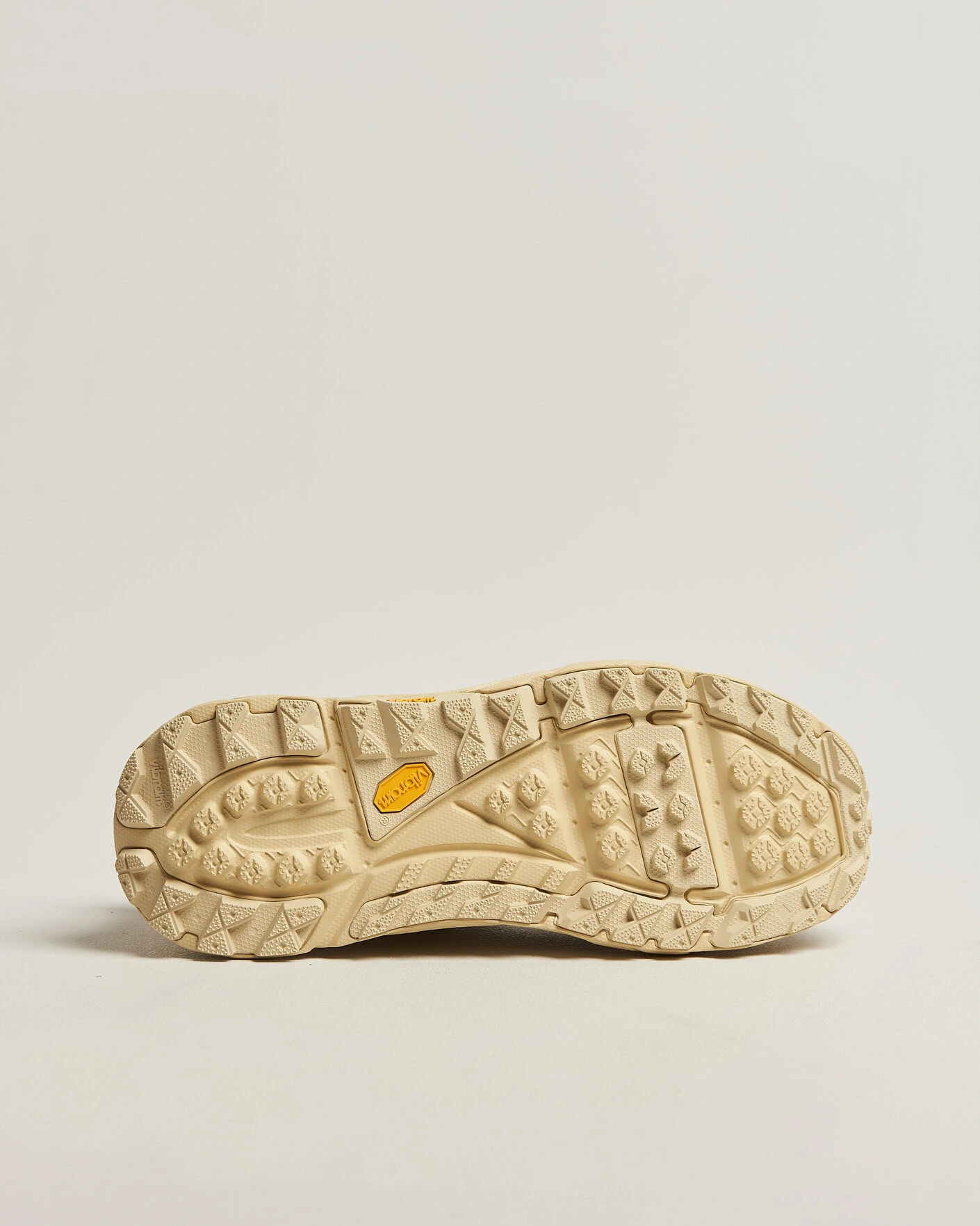Herr |  | Hoka | Tor Summit Barley Flour