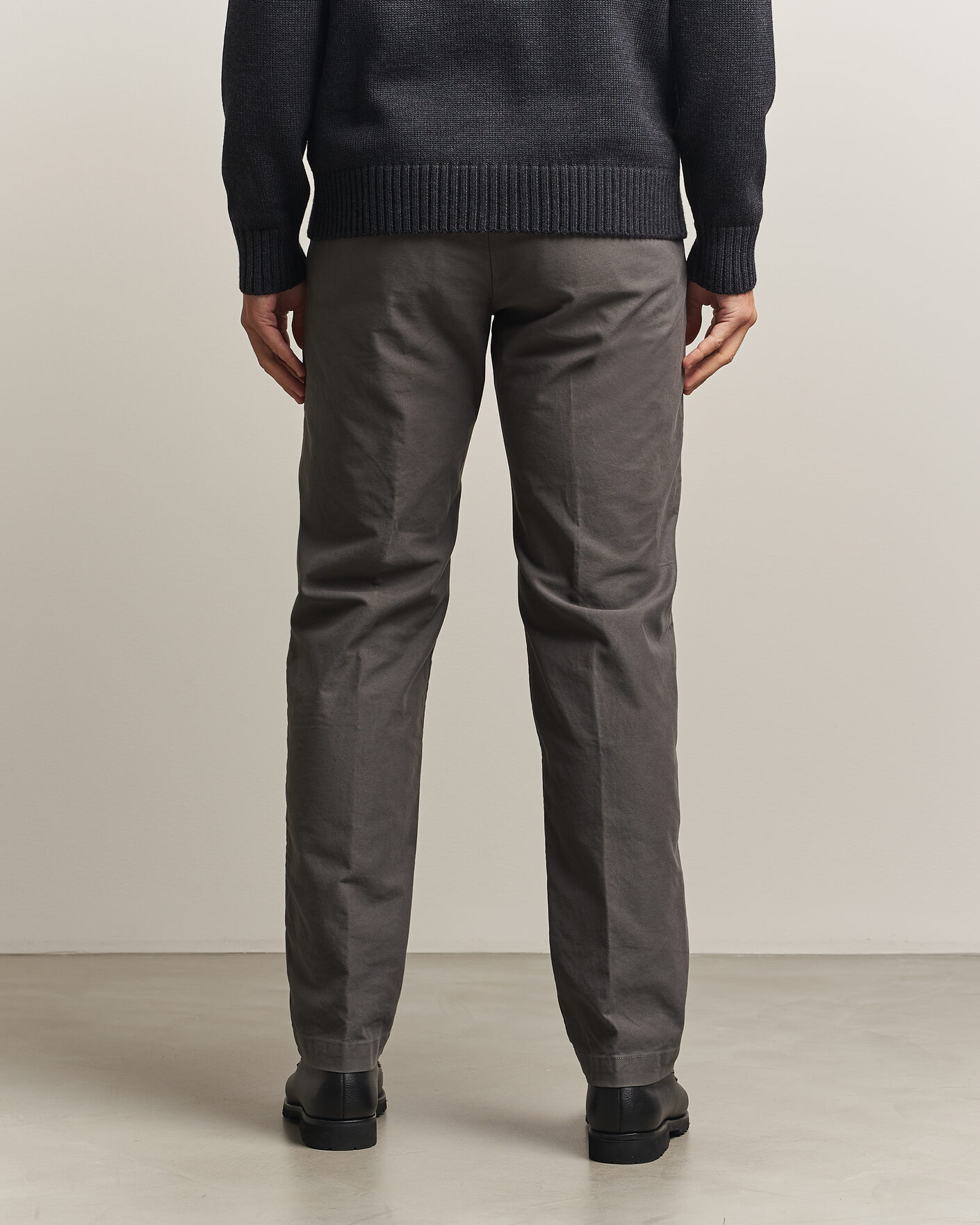 Herr | Byxor | Incotex | Regular Fit Garment Dyed Slacks Dark Grey