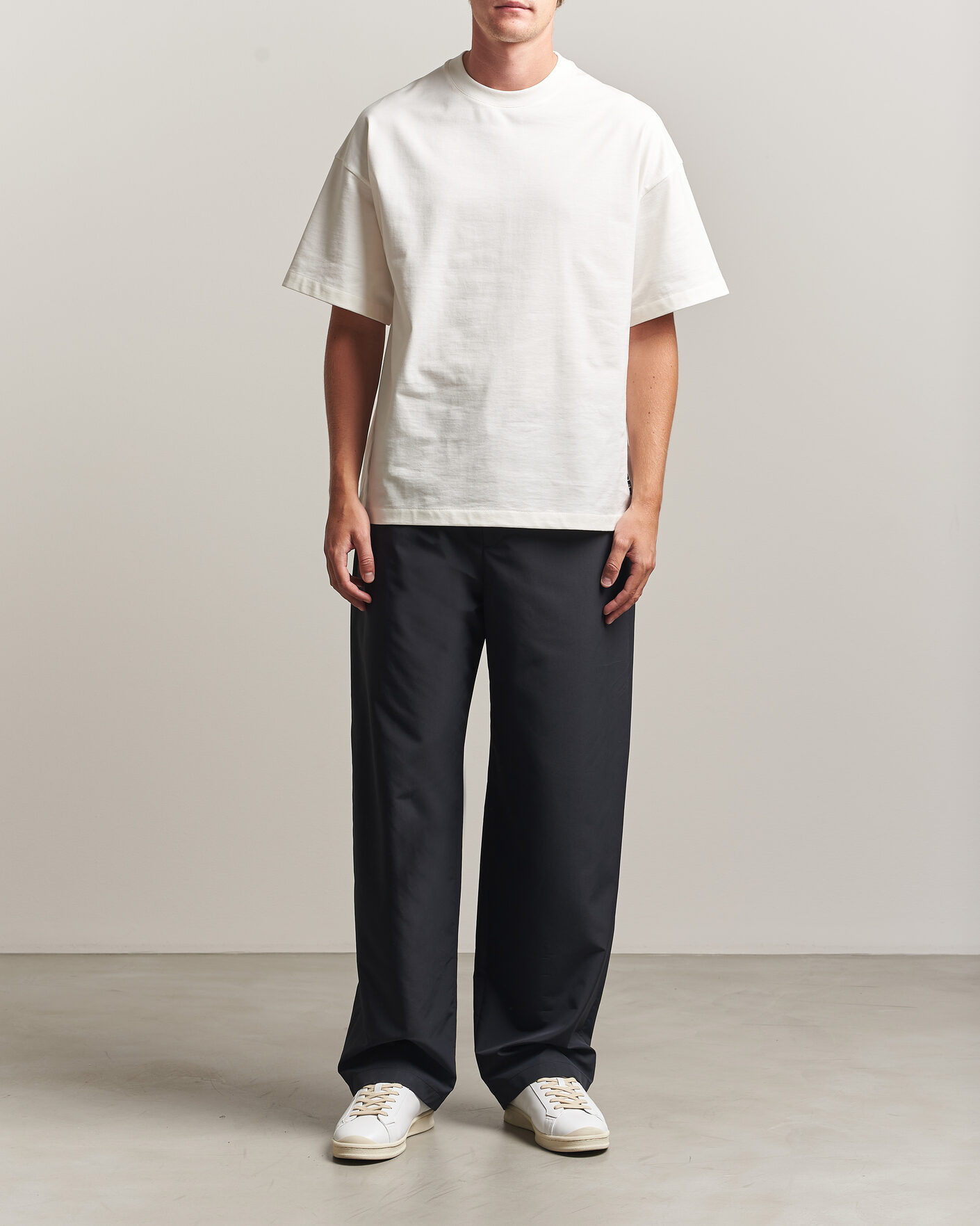Herr | T-Shirts | Jil Sander | Short Sleeve Side Logo T-Shirt Off White