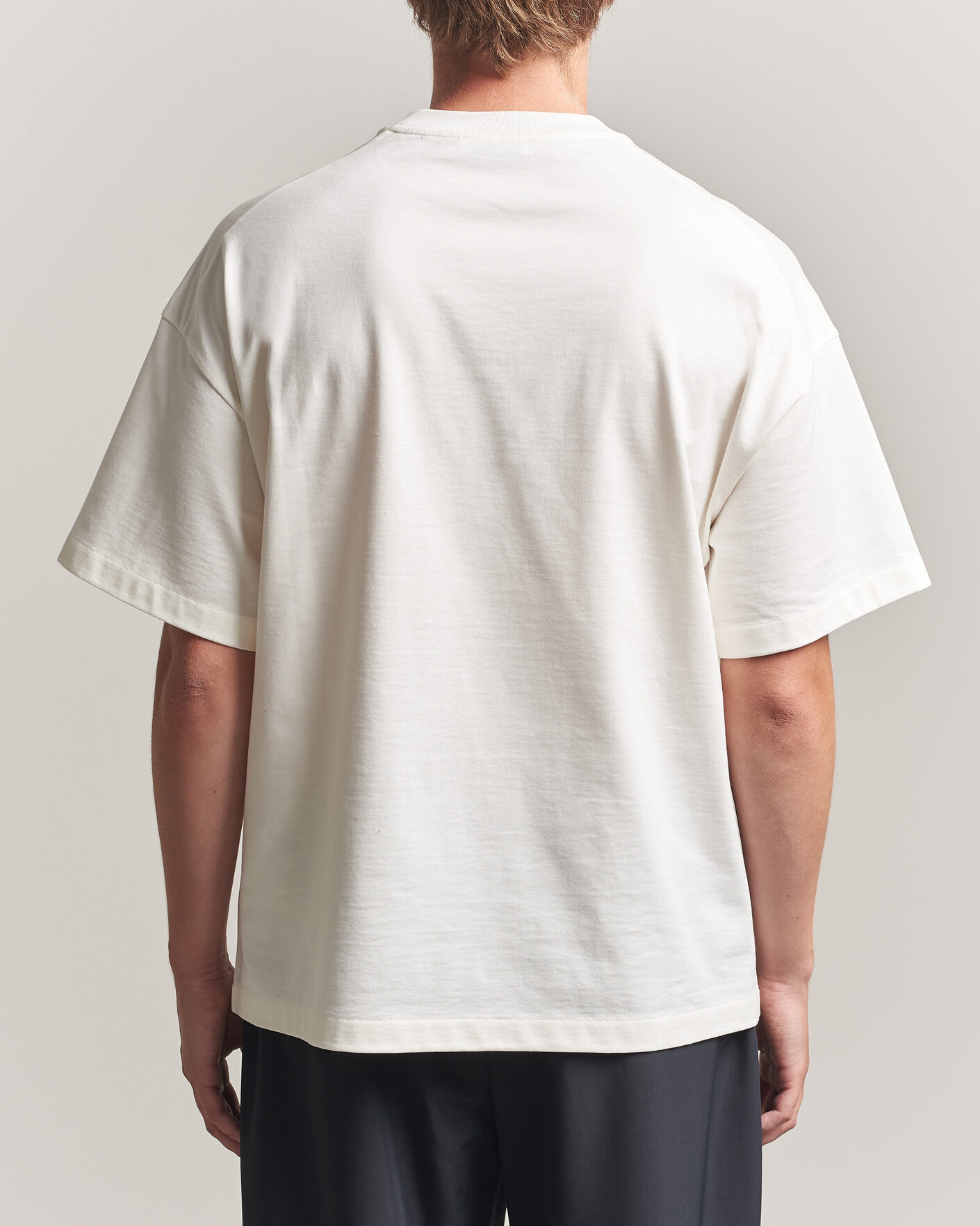 Herr | T-Shirts | Jil Sander | Short Sleeve Side Logo T-Shirt Off White
