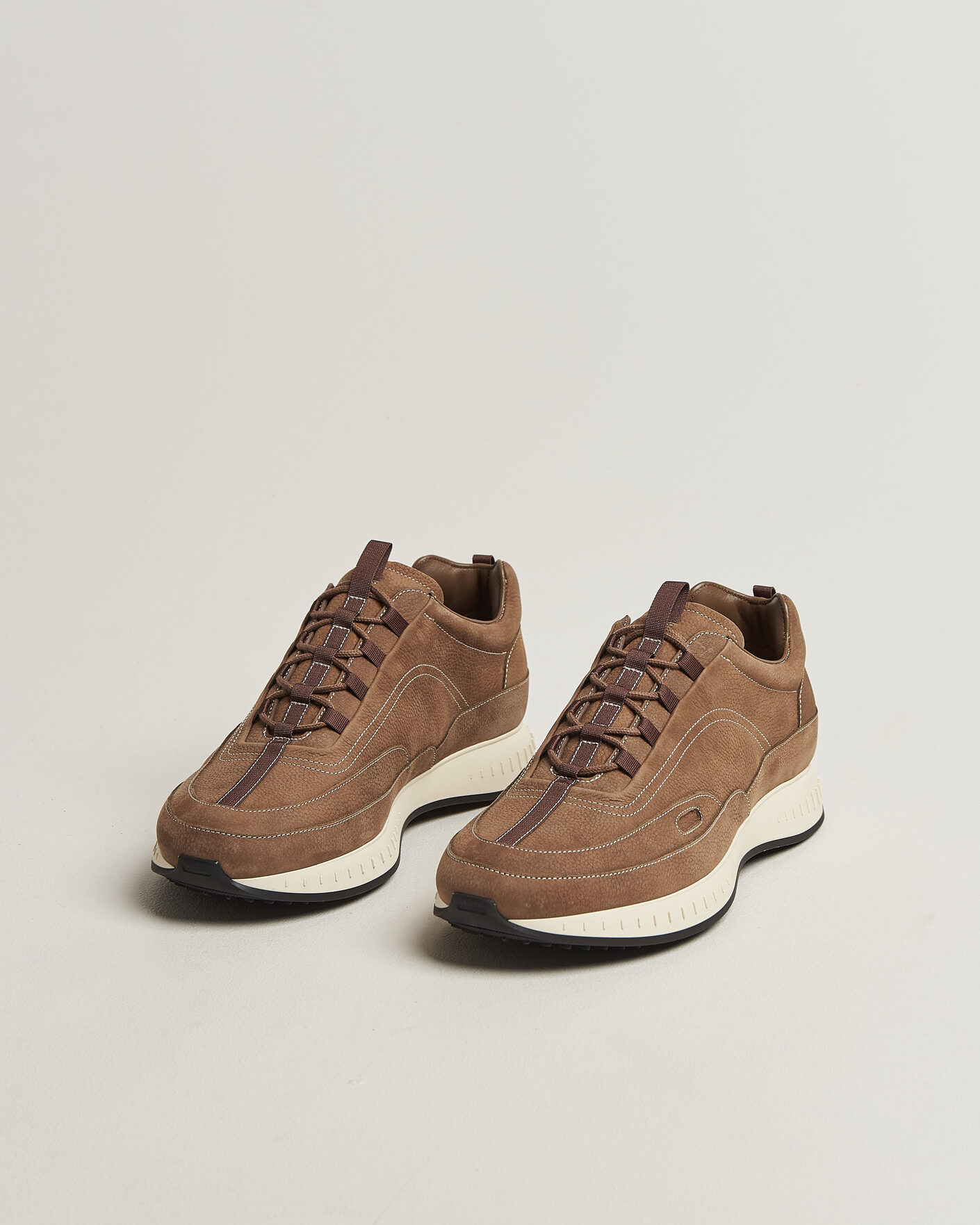 Herr | Sneakers | John Lobb | Stream Running Sneakers Moka Nubuck