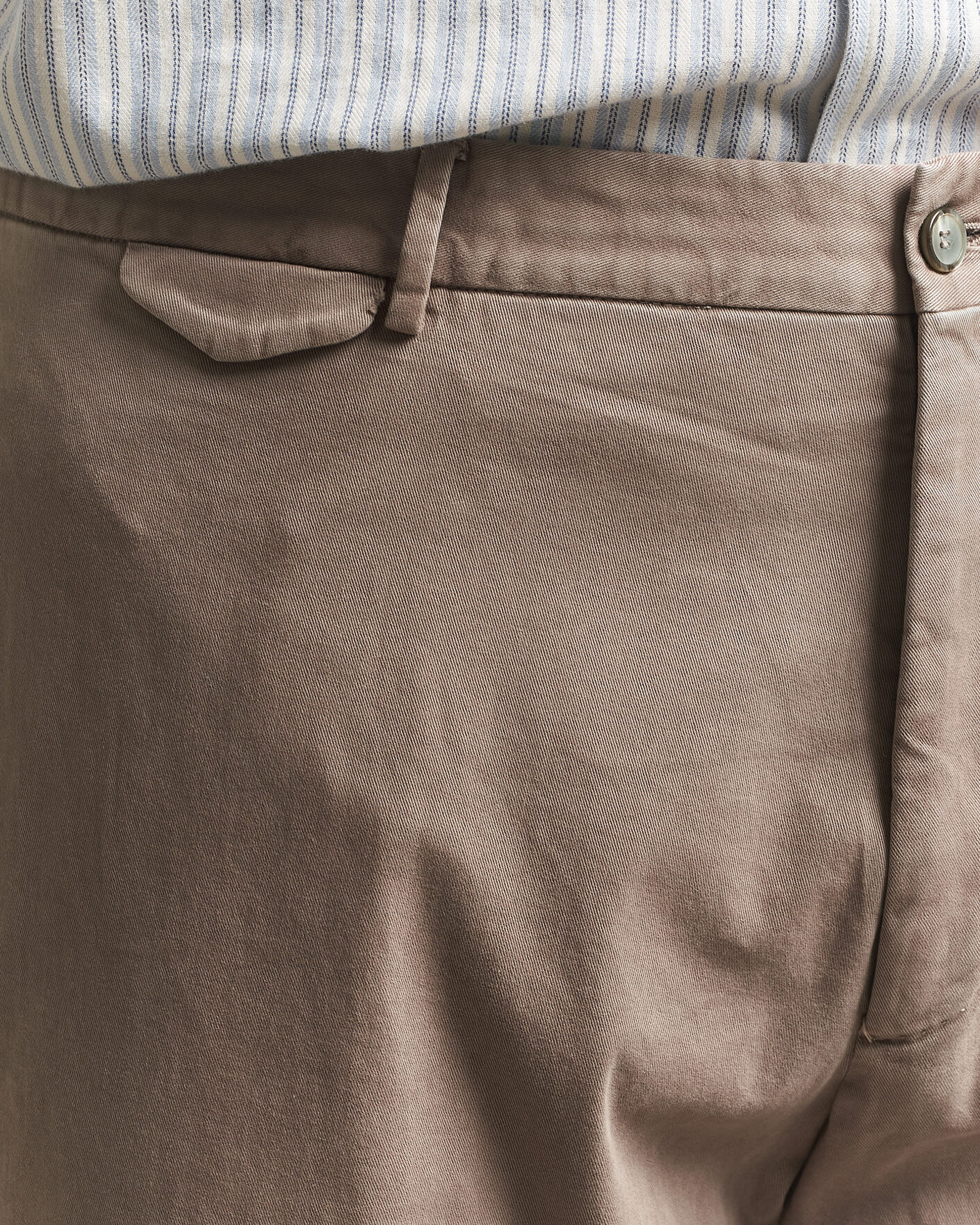 Herr | Byxor | Santaniello | Washed Cotton Trousers Taupe