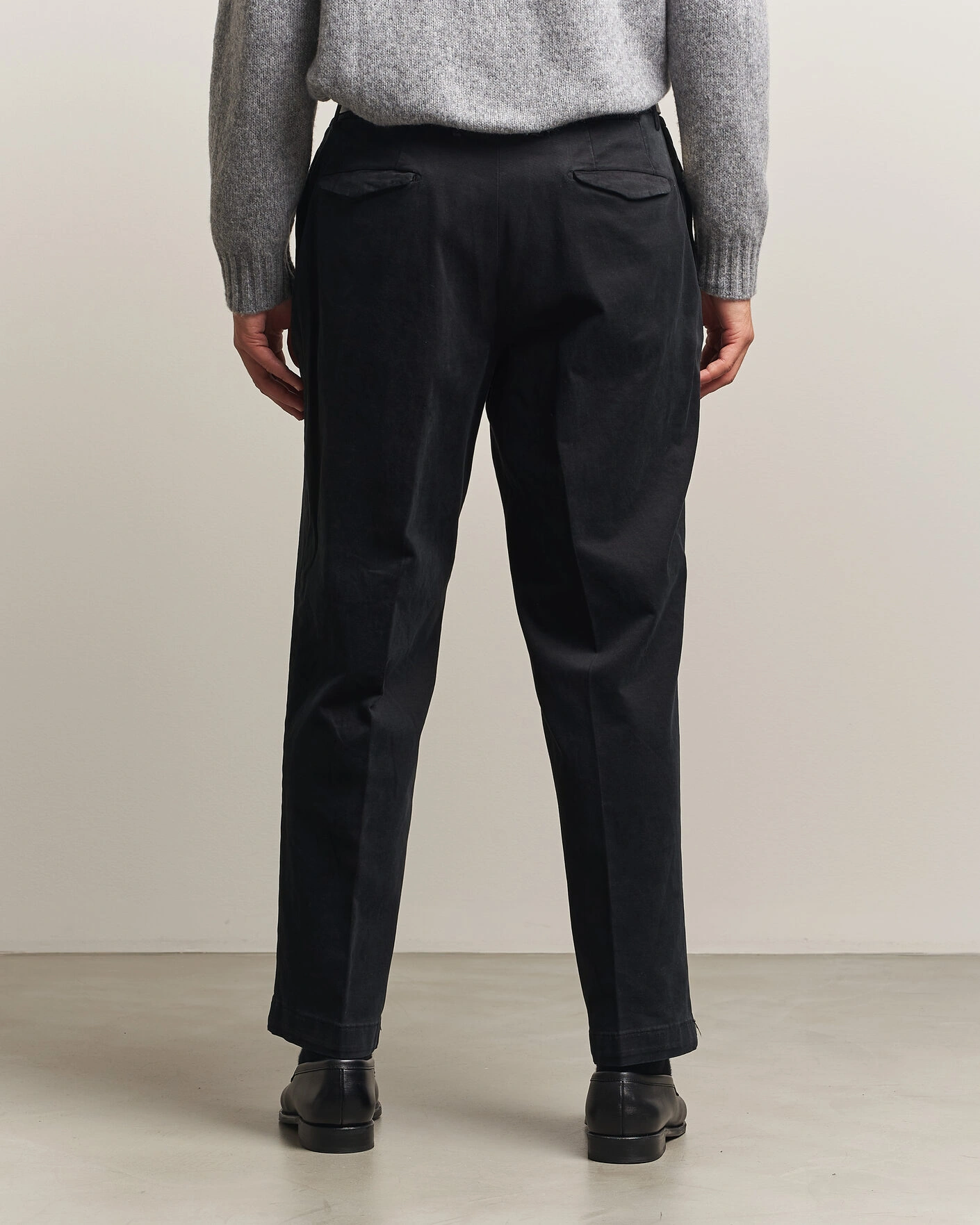 Herr | Byxor | Santaniello | Washed Cotton Trousers Black