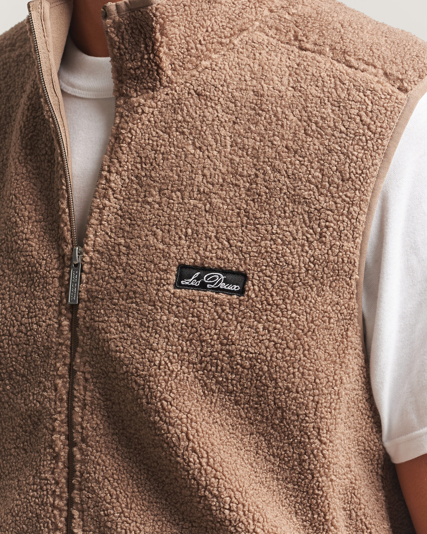 Herr | Västar | LES DEUX | Patch Teddy Vest Caribou