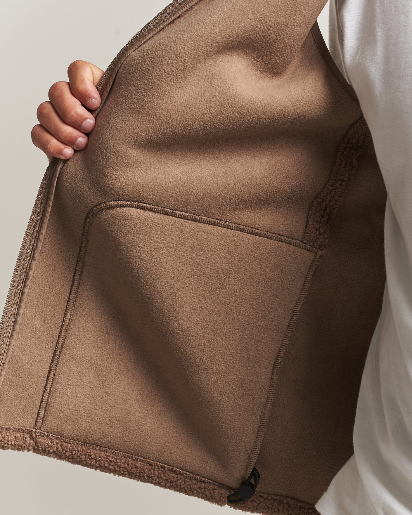 Herr | Västar | LES DEUX | Patch Teddy Vest Caribou