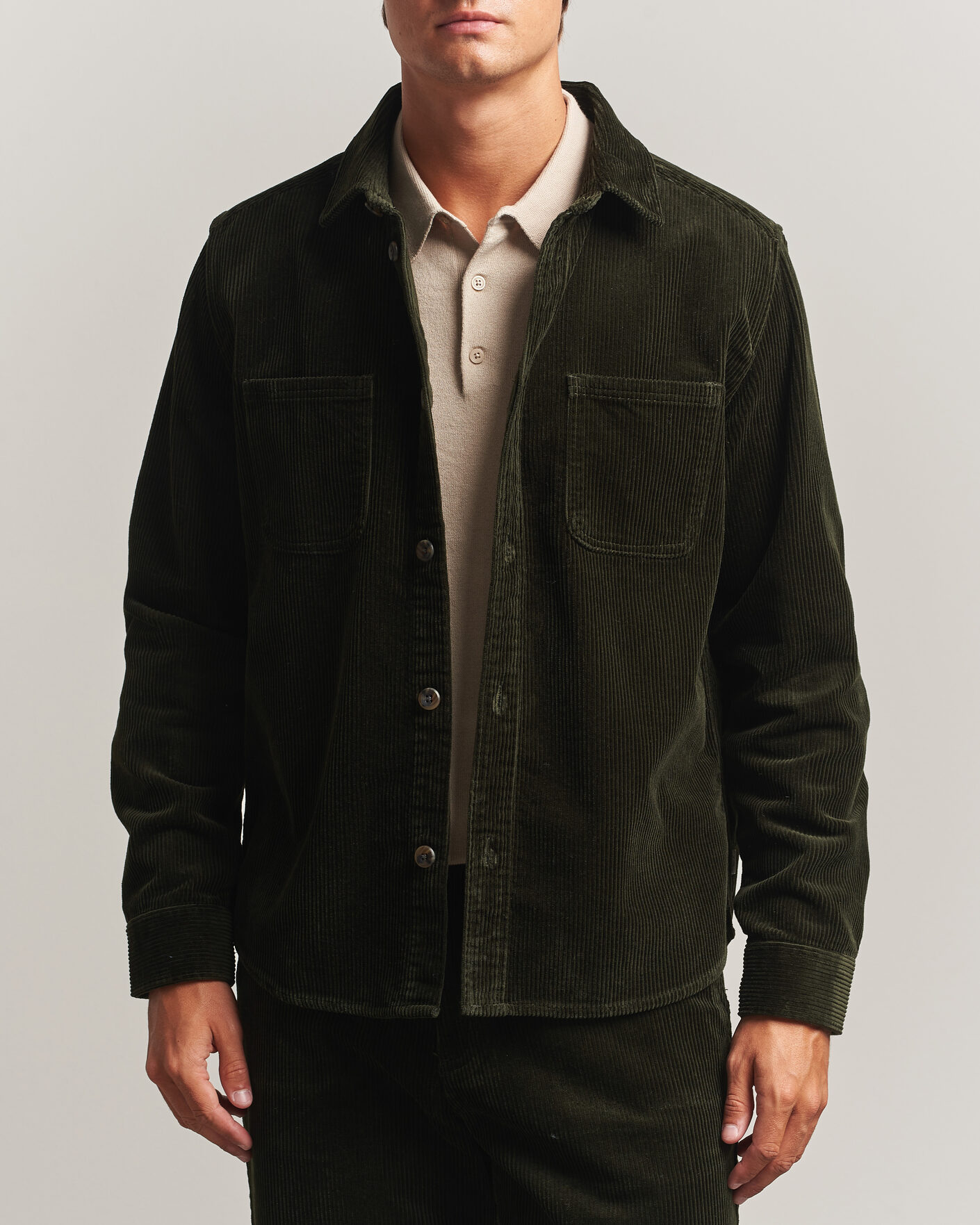 Herr | Skjortor | LES DEUX | Corduroy Overshirt Rosin Green