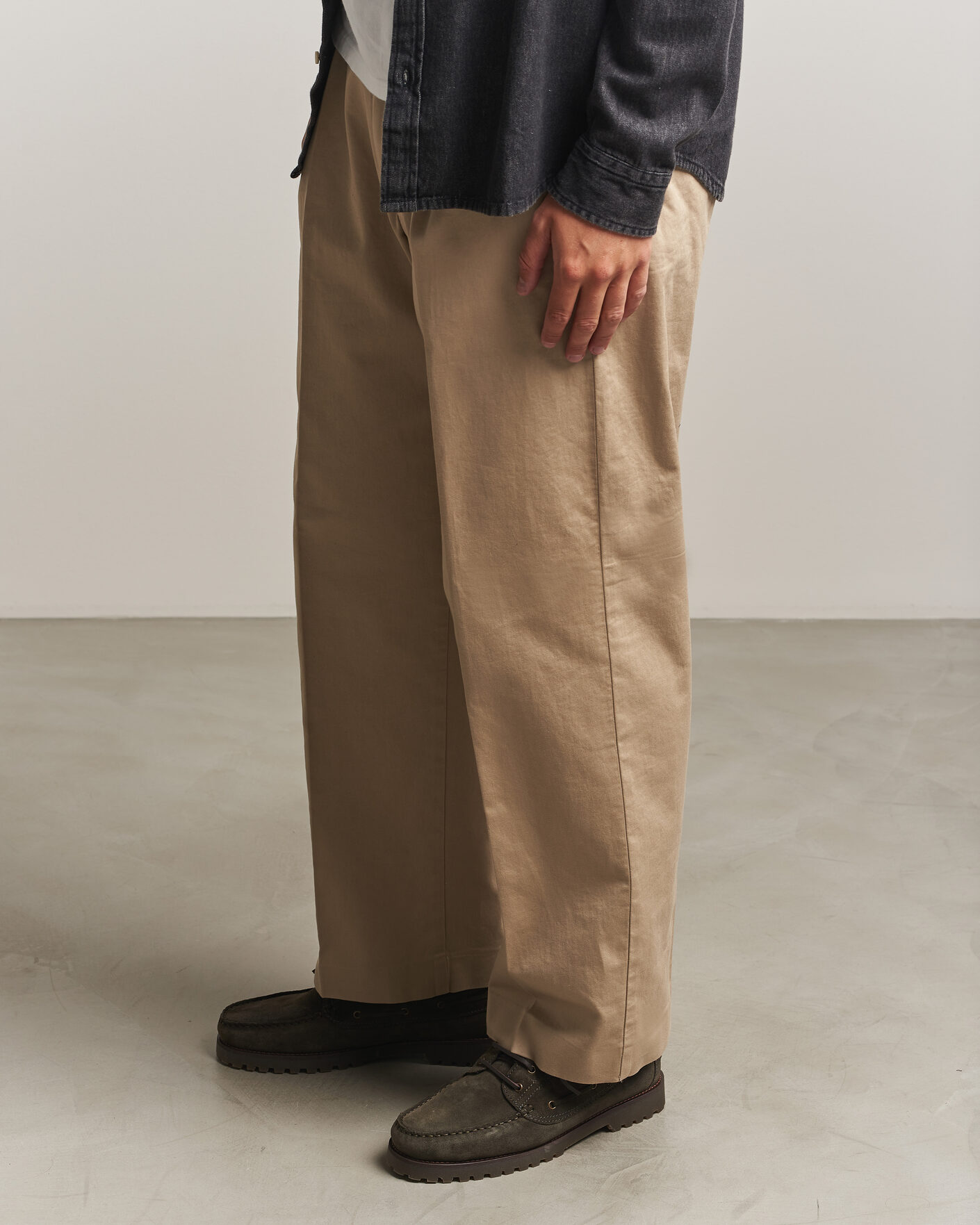 Herr | Loafers | LES DEUX | Suede Boatshoe Rosin Green