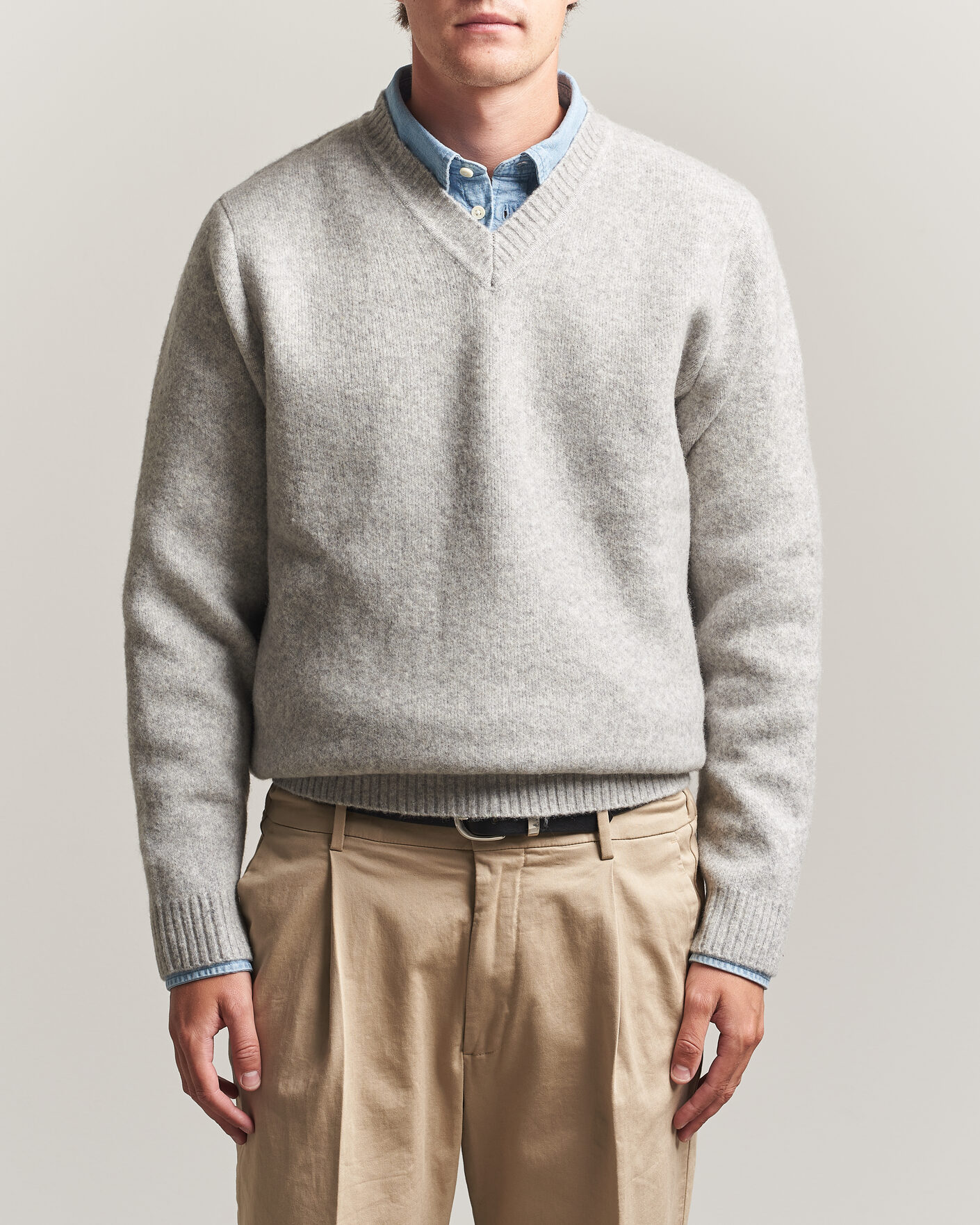 Herr | Tröjor | LES DEUX | Melange V-Neck Knit Grey Melange