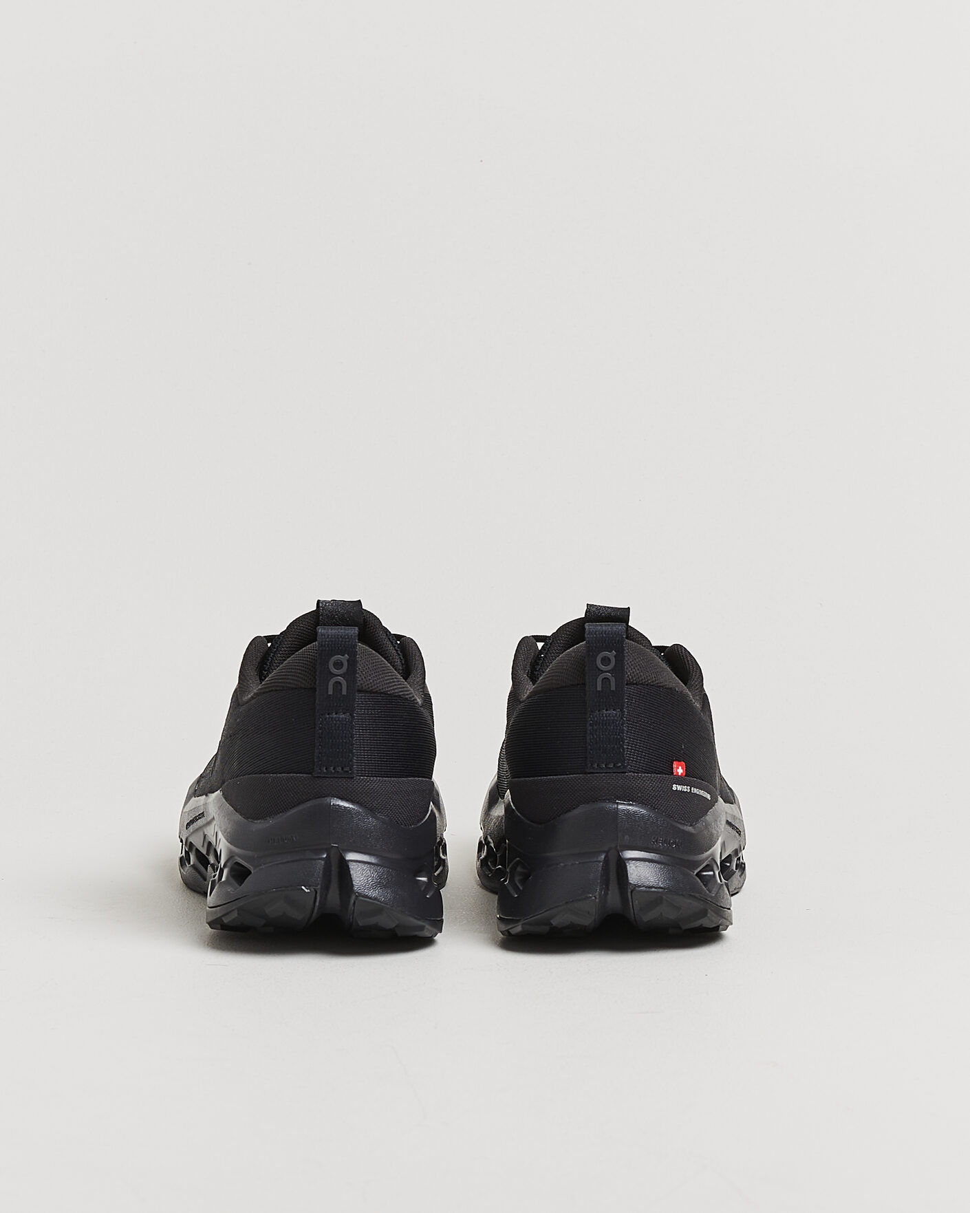 Herr | Löparskor | On | Cloudsurfer Trail 2 Black/Eclipse