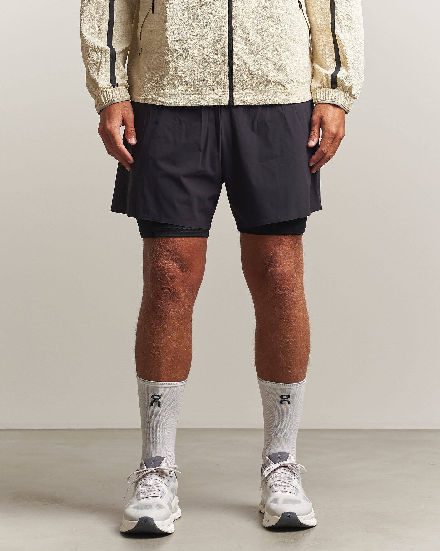 Herr | Shorts | On | 5 Inch Performance 2/1 Shorts Black