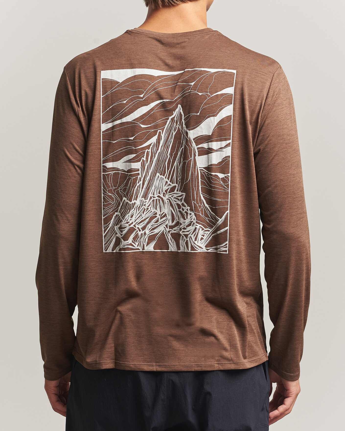Herr | T-Shirts | Patagonia | Long Sleeve Cap Cool Shirt Berm Brown