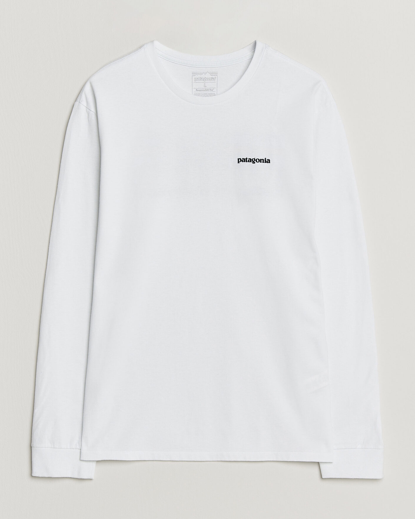 Herr | T-Shirts | Patagonia | P-6 Logo Responsibili LS T-Shirt Fiber White