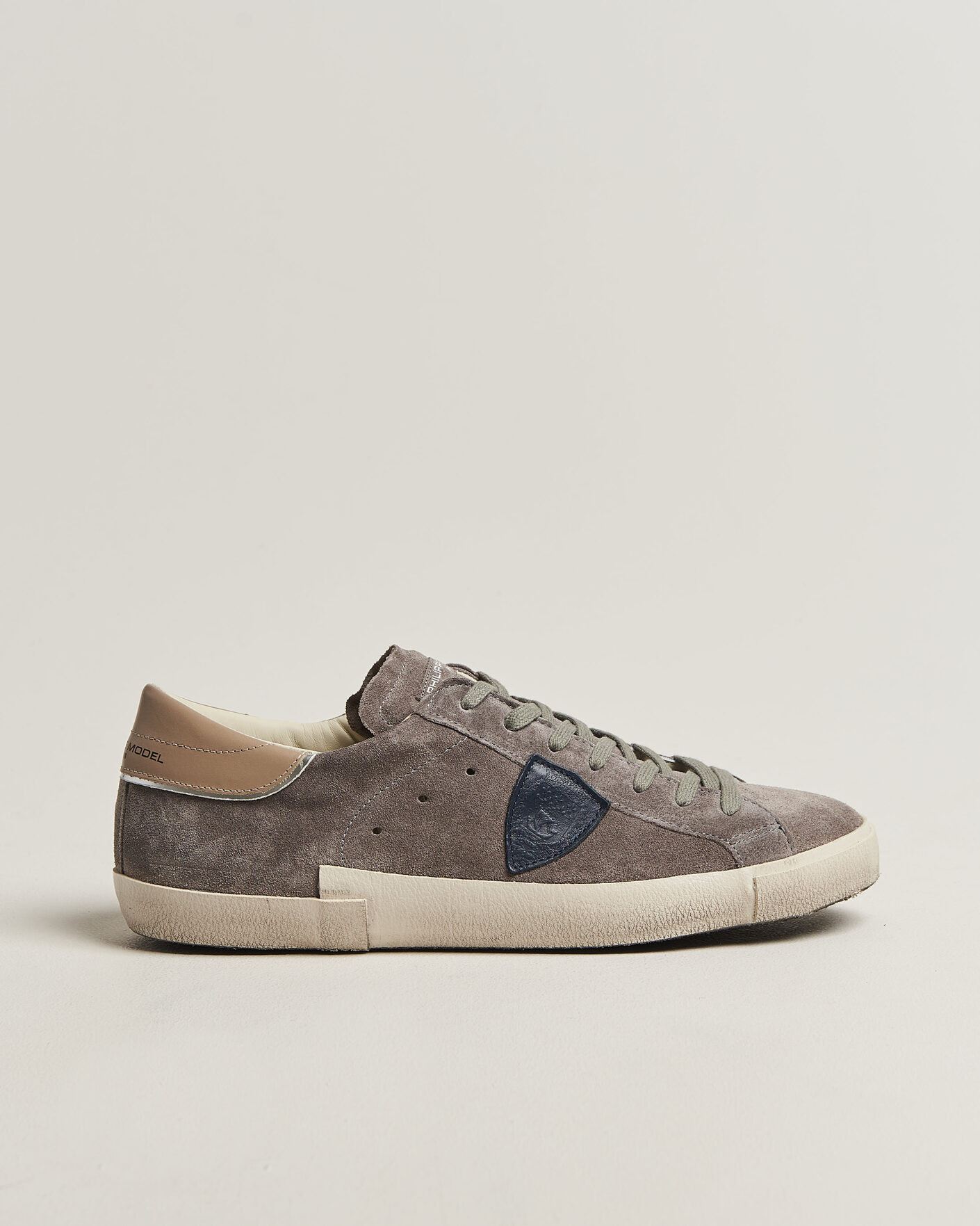 Herr | Sneakers | Philippe Model | PRSX Low Top Suede Sneaker Grey