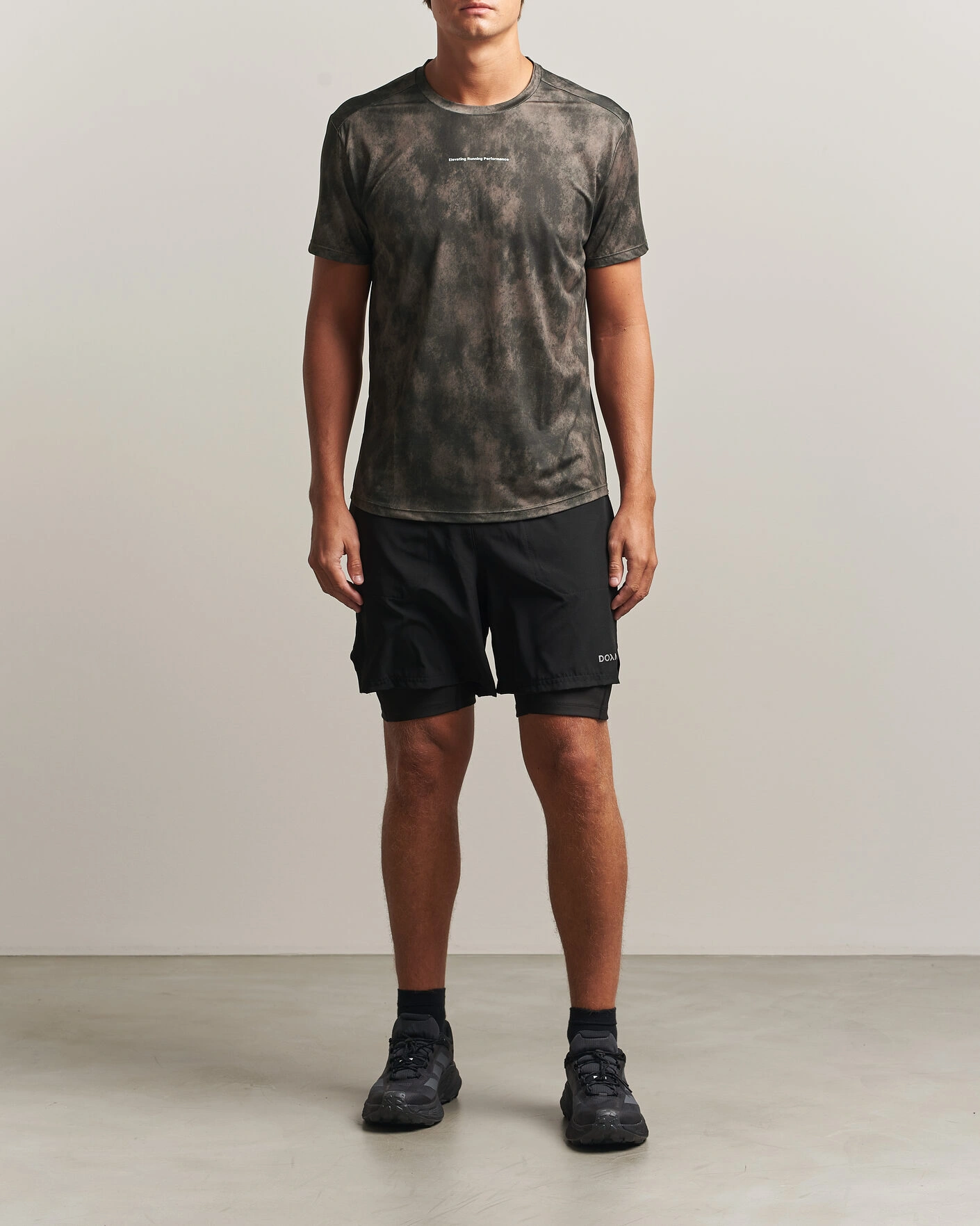Herr | T-Shirts | DOXA | Rerun Short Sleeve T-Shirt Taupe