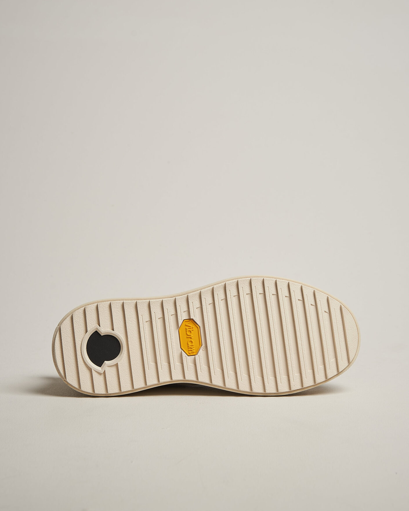 Herr | Sneakers | Moncler | Altive Low Top Sneakers Black