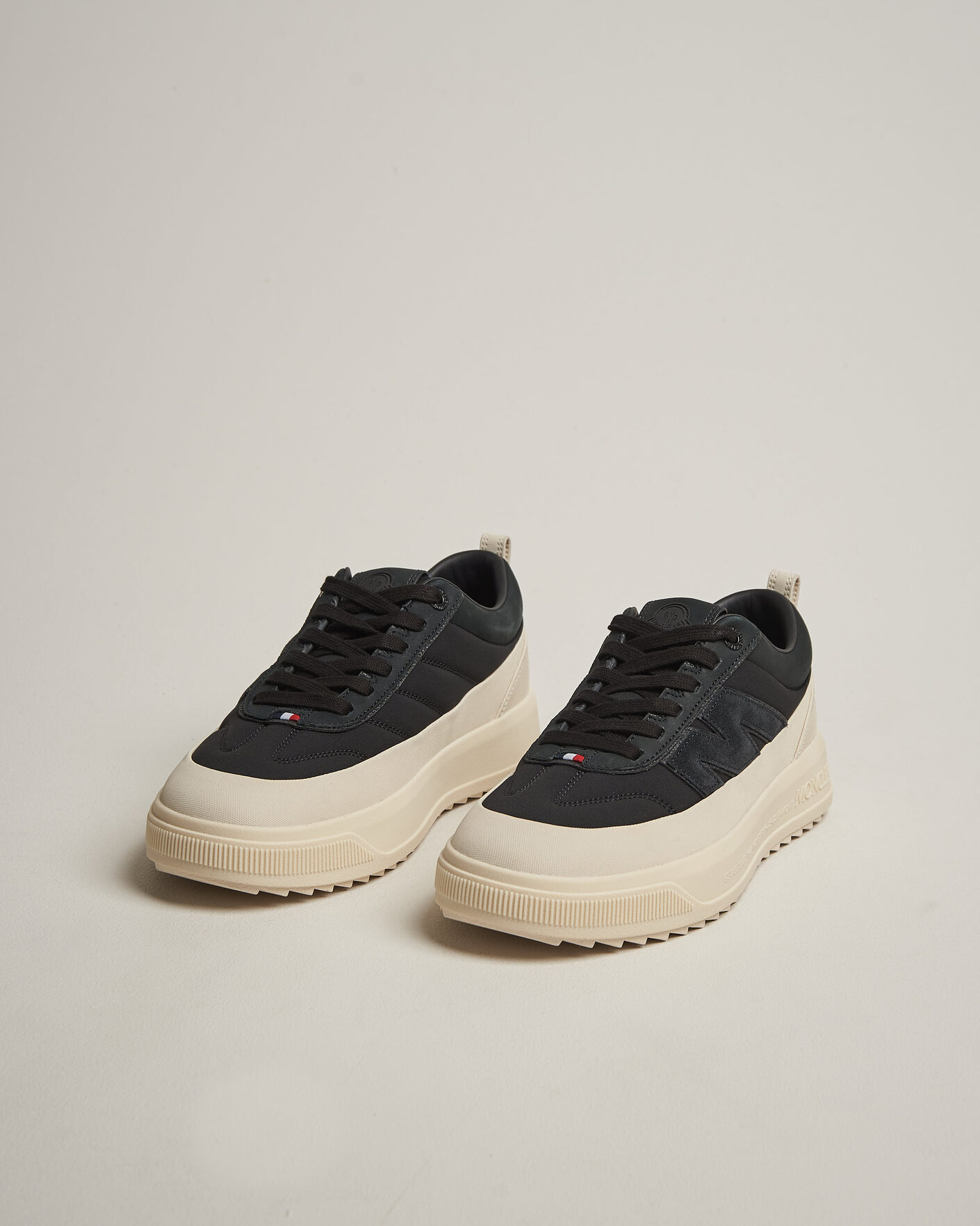 Herr | Sneakers | Moncler | Altive Low Top Sneakers Black