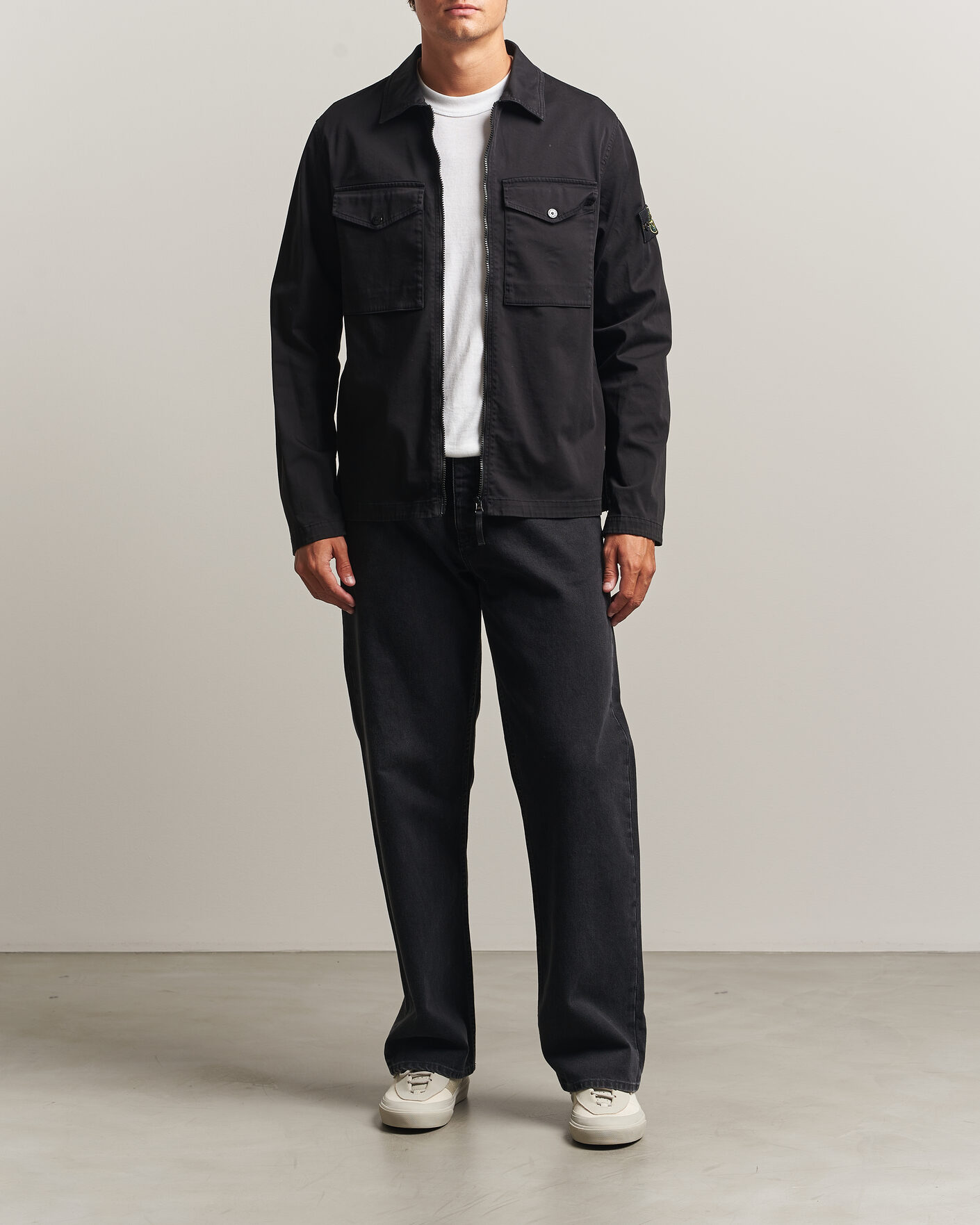 Herr | Skjortor | Stone Island | Organic Cotton Satin Stretch Zip Overshirt Black