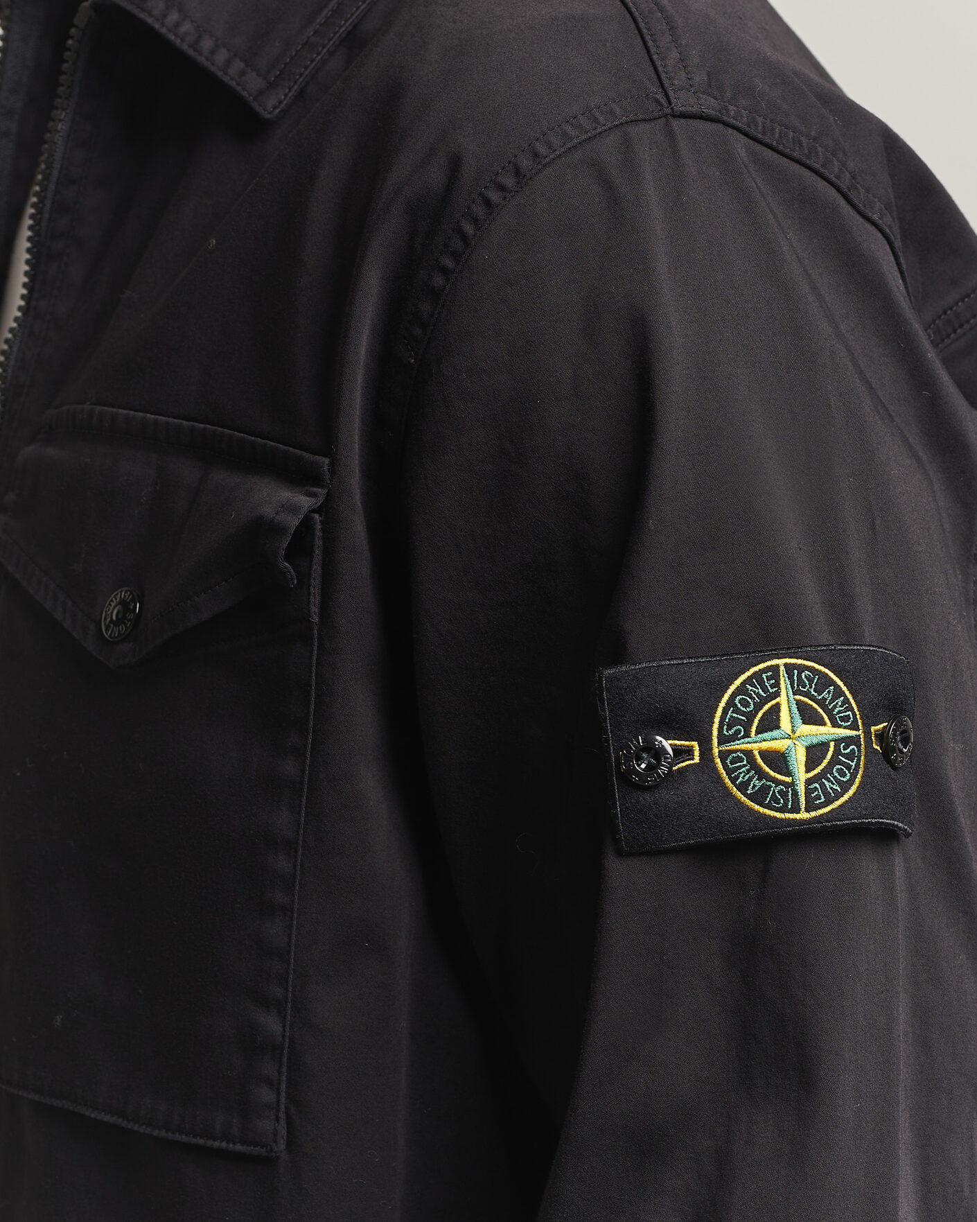 Herr | Skjortor | Stone Island | Organic Cotton Satin Stretch Zip Overshirt Black