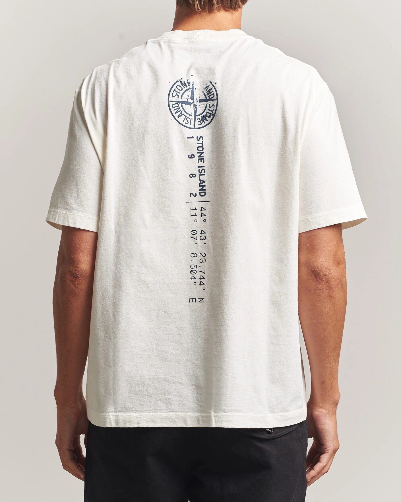 Herr | T-Shirts | Stone Island | Vertical Placement Print Cotton T-Shirt Ivory