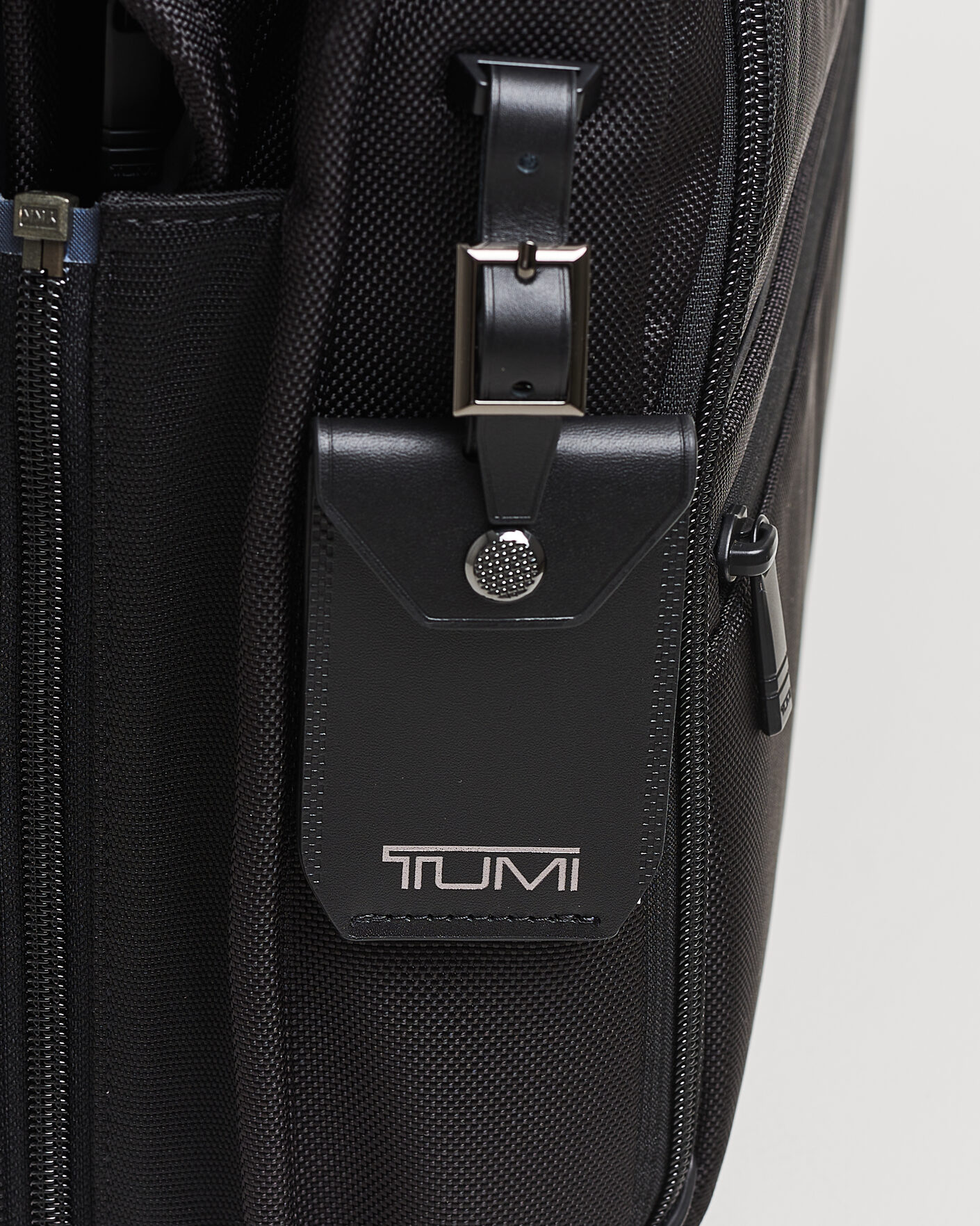 Herr | Väskor | TUMI | Alpha Garment Tri-Fold Carry On Black