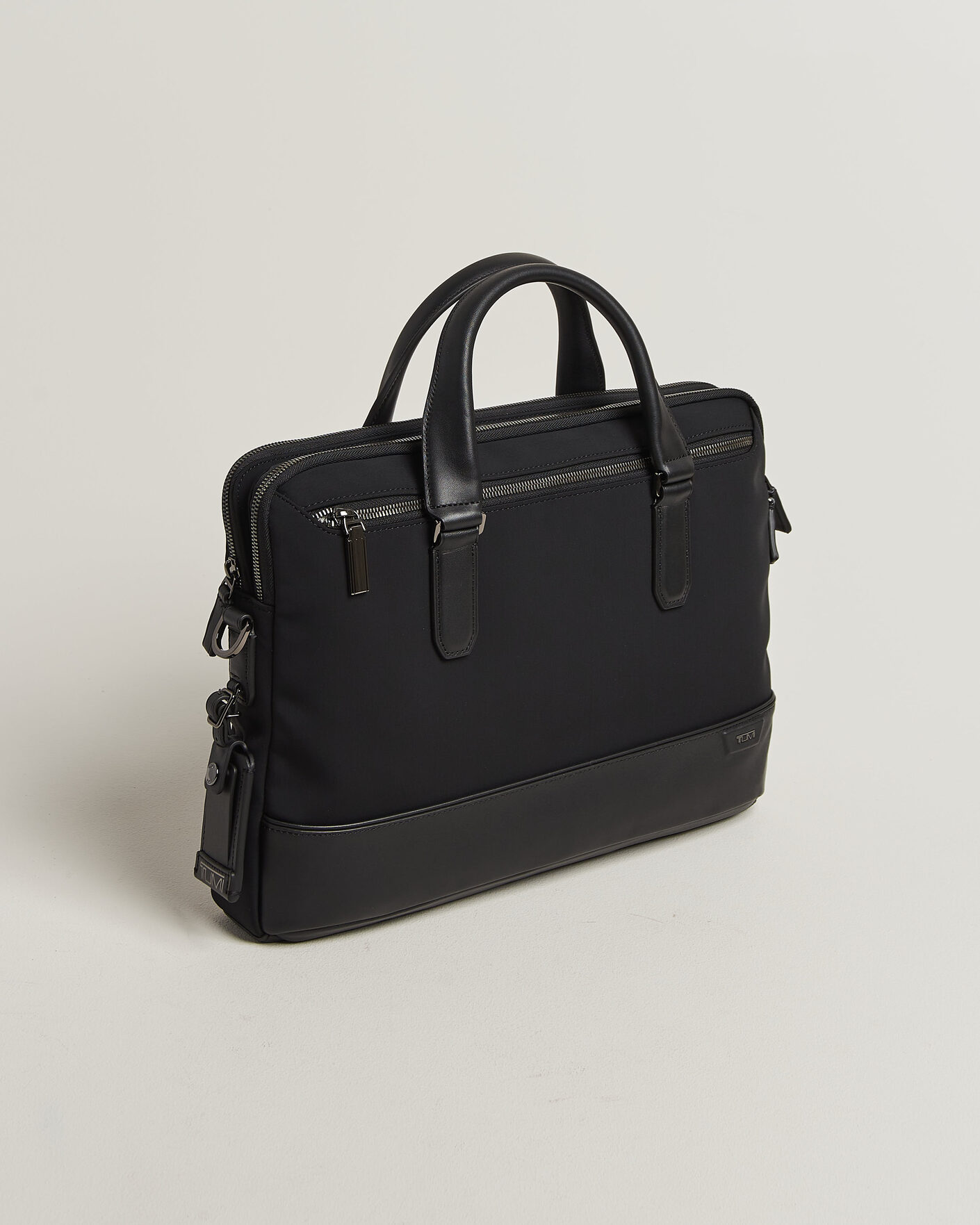 Herr | Väskor | TUMI | Harrison Sycamore Slim Nylon Brief Midnight Black