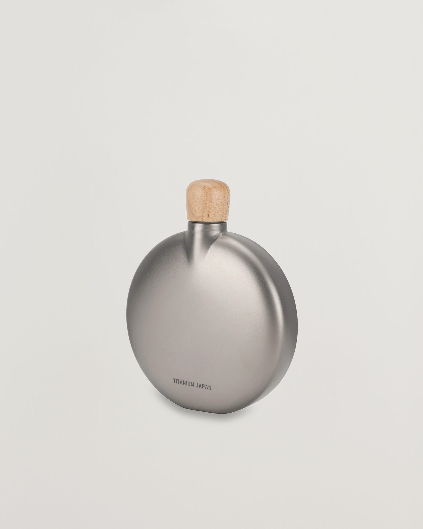 Herr | Outdoor living | Snow Peak | Curved Flask Titanium