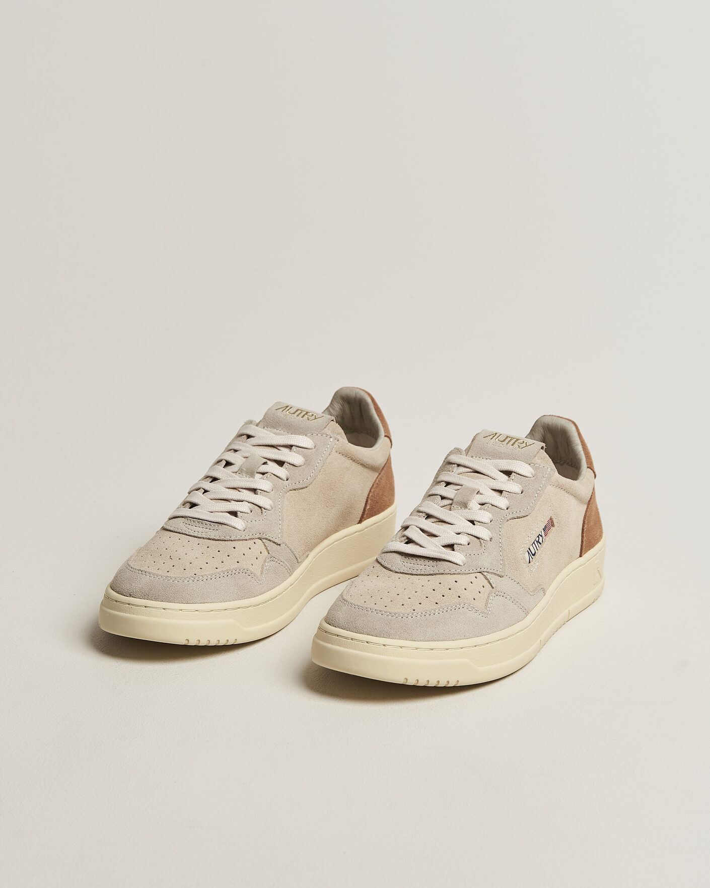 Herr | Sneakers | Autry | Medalist Low Suede Mix Sneaker Brown/Beige/White