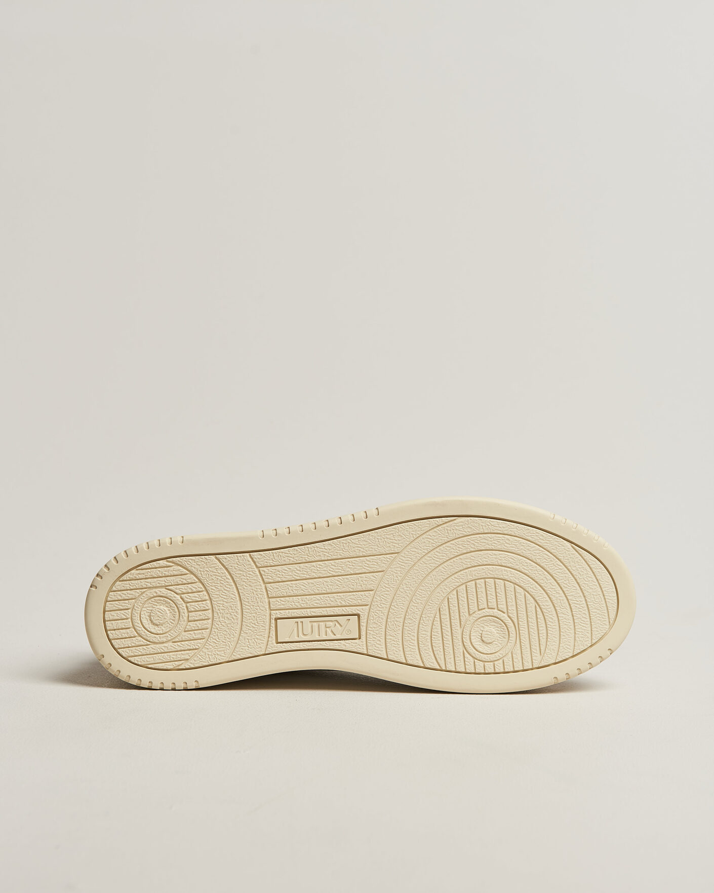 Herr | Sneakers | Autry | Medalist Low Leather/Suede Sneaker White/Fig