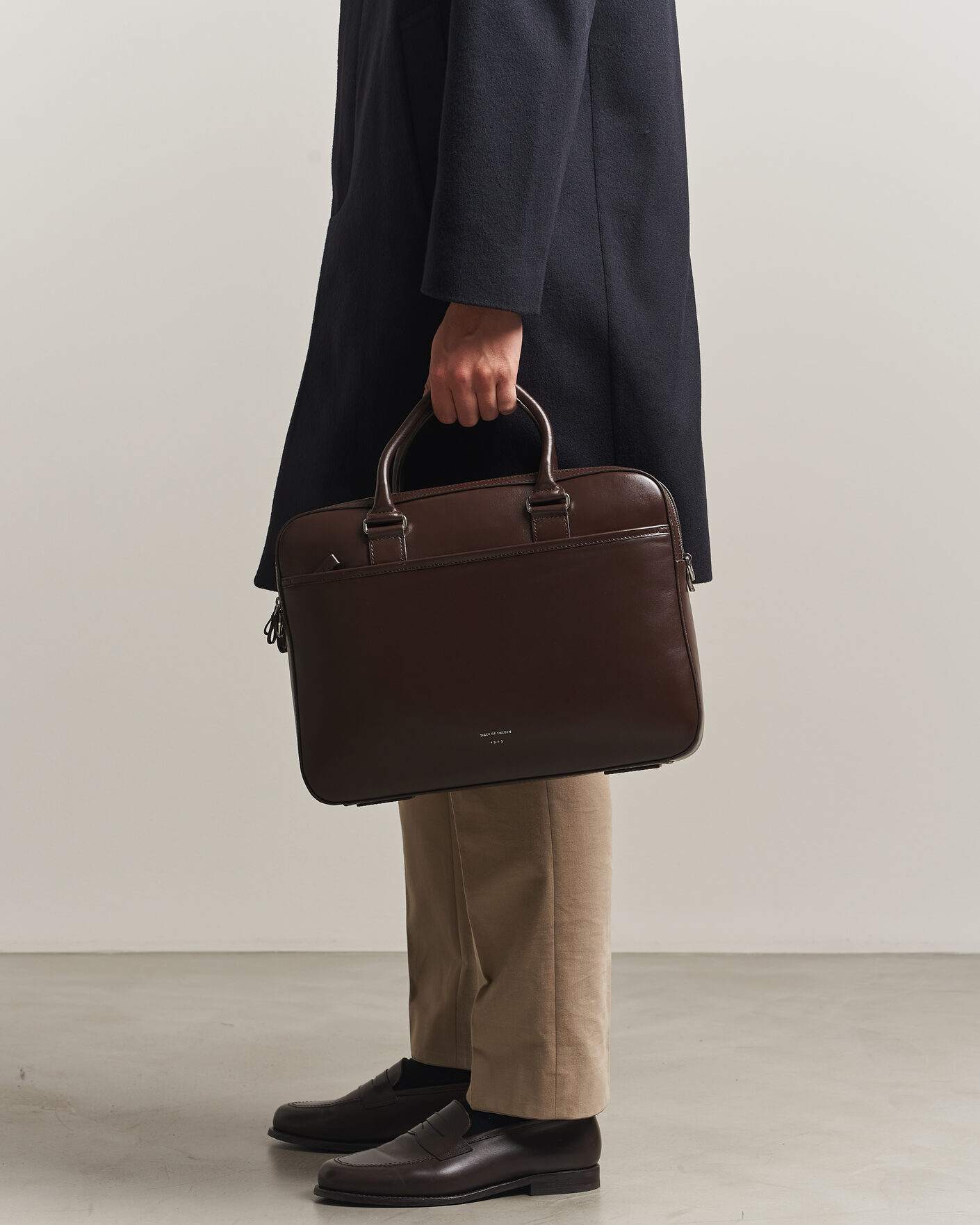 Herr | Väskor | Tiger of Sweden | Burin Smooth Leather Briefcase Dark Brown