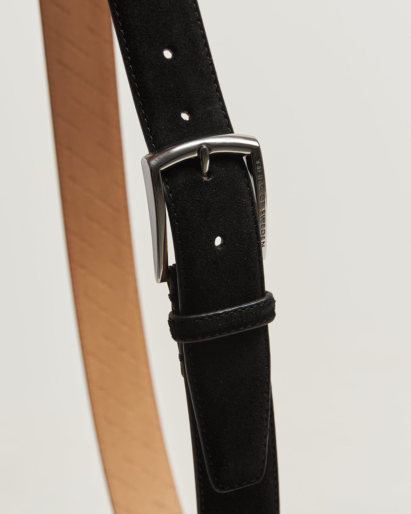 Herr | Bälten | Tiger of Sweden | Bergstroms Suede Belt Black
