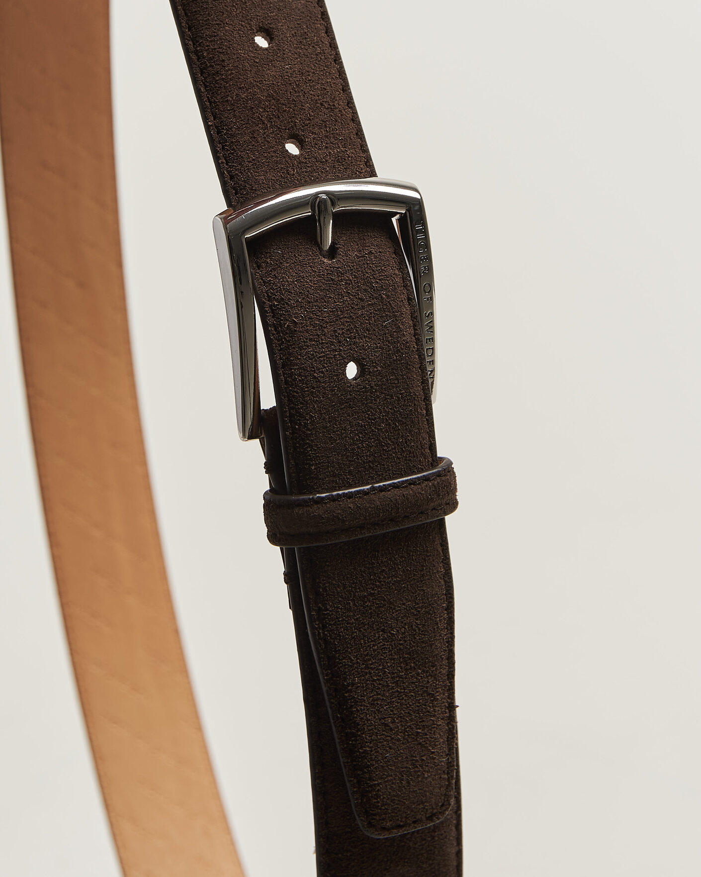 Herr | Bälten | Tiger of Sweden | Bergstroms Suede Belt Dark Brown