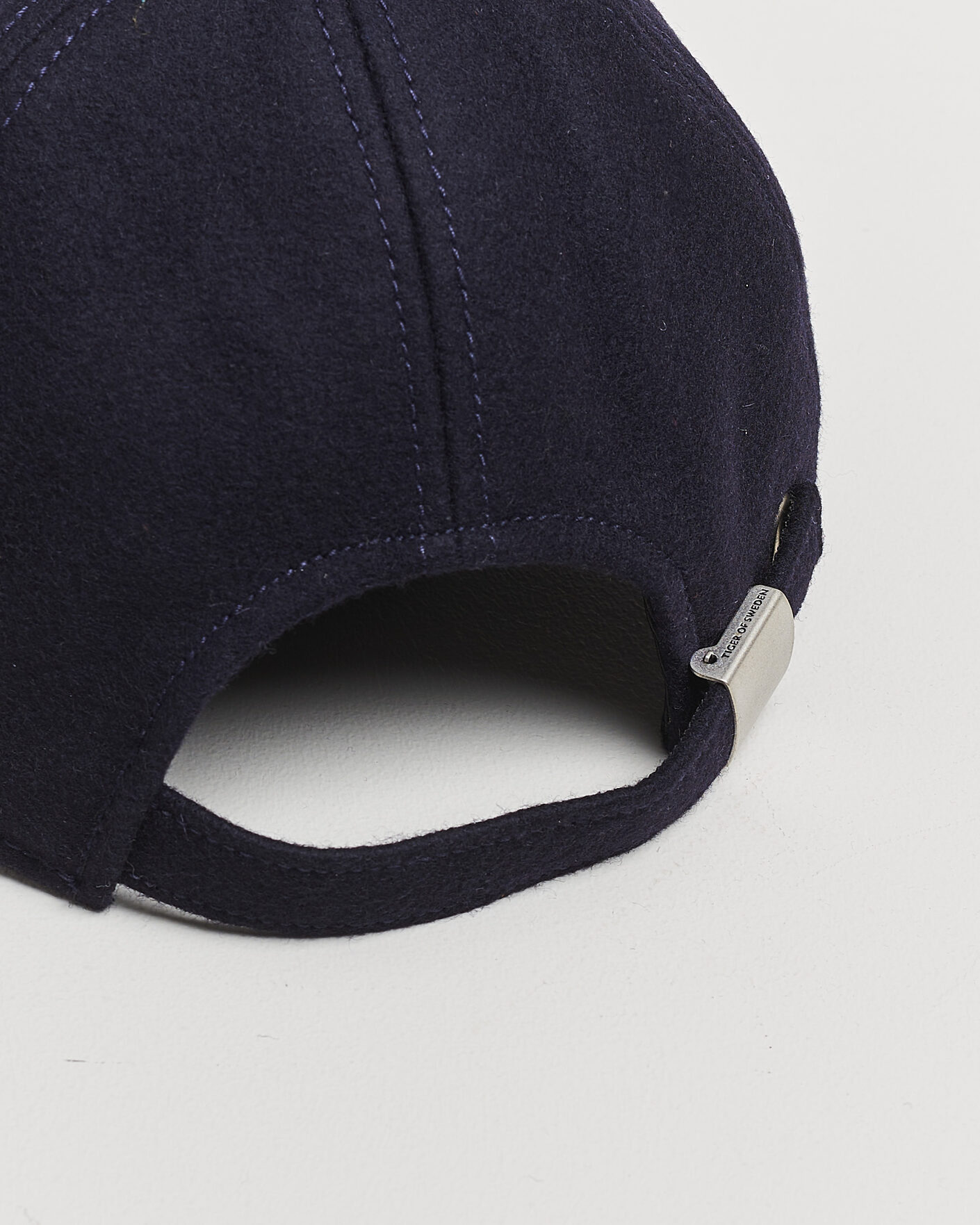 Herr | Hattar & kepsar | Tiger of Sweden | Hent Wool/Cashmere Cap Light Ink