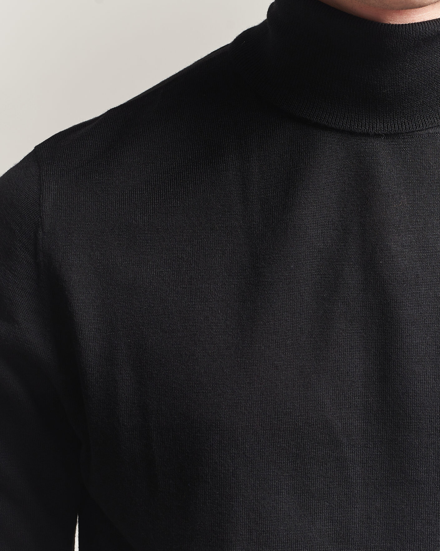 Herr | Tröjor | Tiger of Sweden | Nevile Extra Fine Merino Polo Black